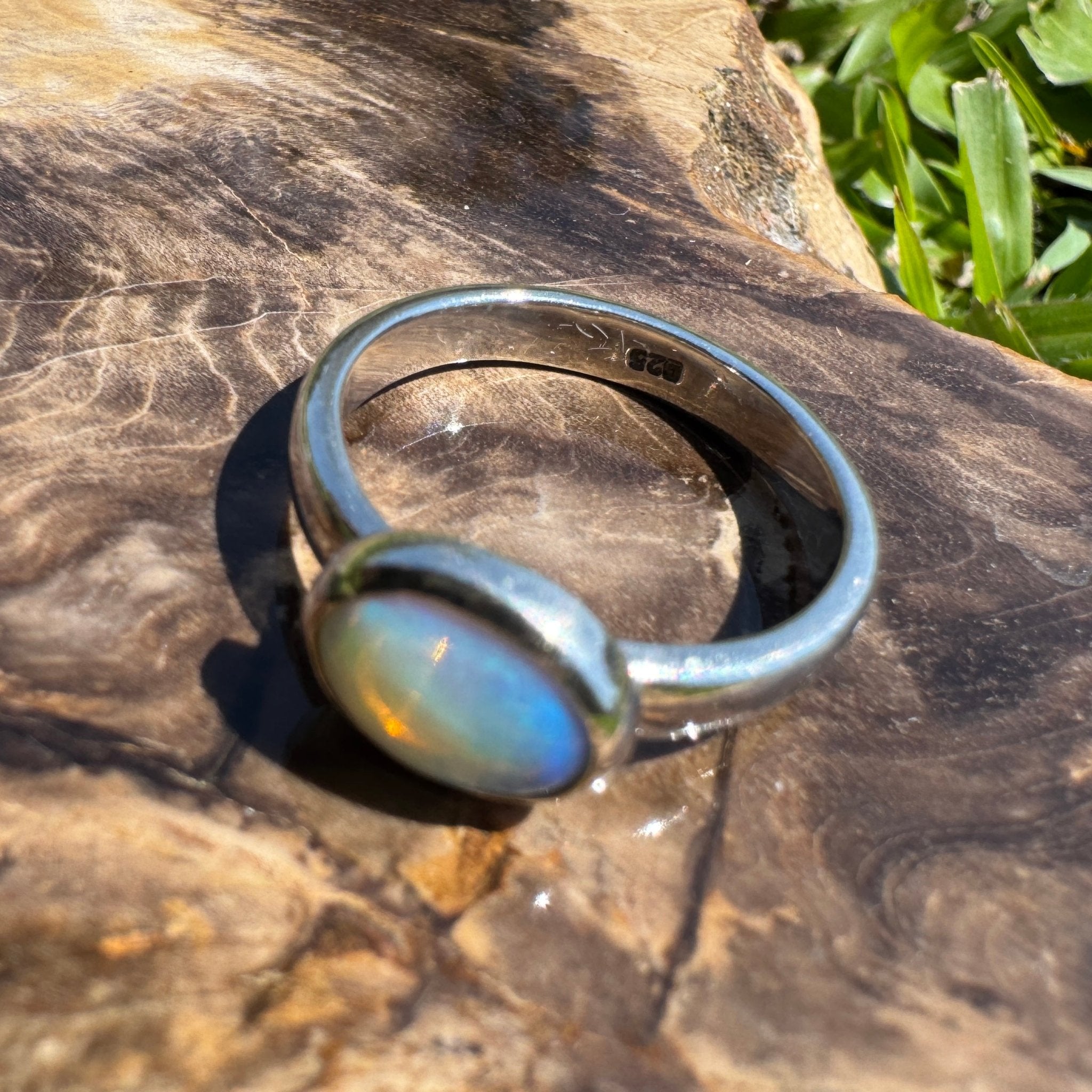 Aurora Glow ~ Lightning Ridge 1.2ct Solid Crystal Opal Ring – Sterling Silver Radiance.