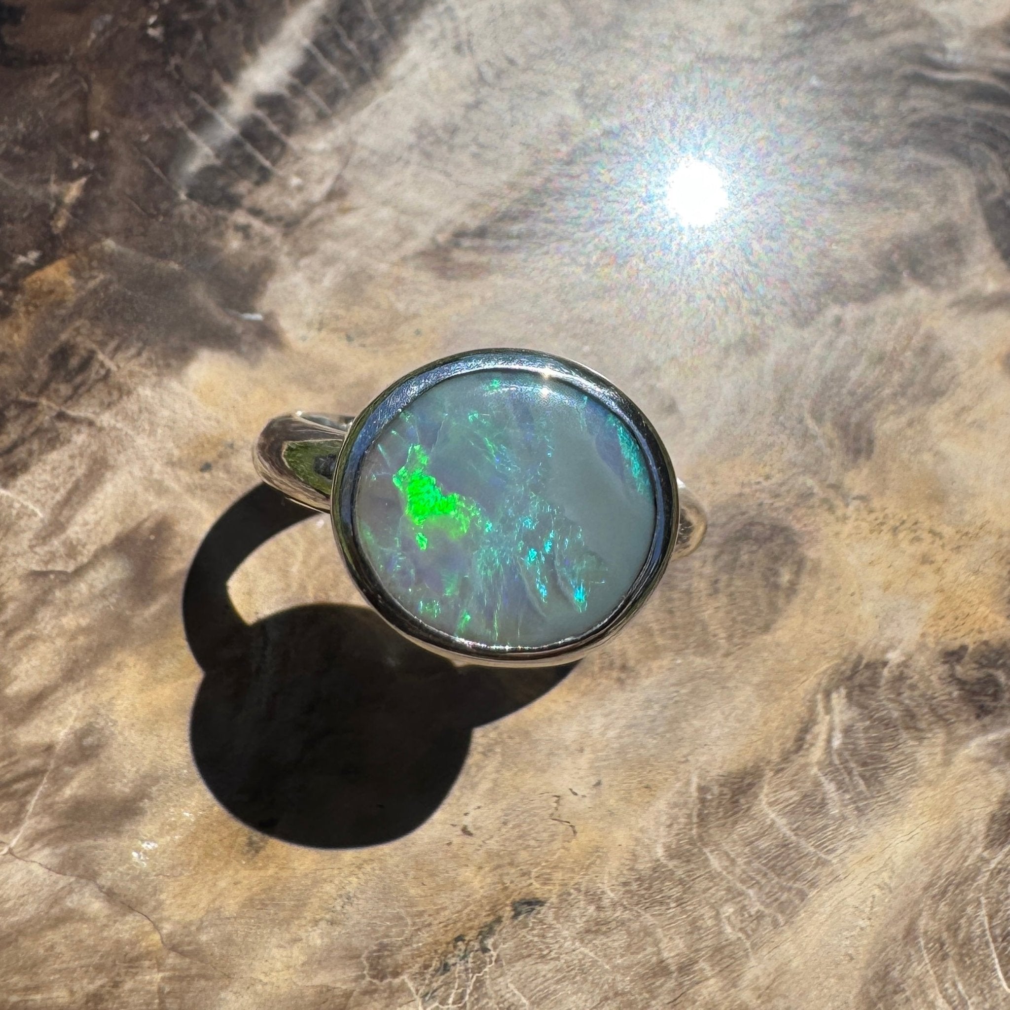 Azure Flame Glow – 2.5ct Solid Lightning Ridge Opal 925 Sterling Silver Ring
