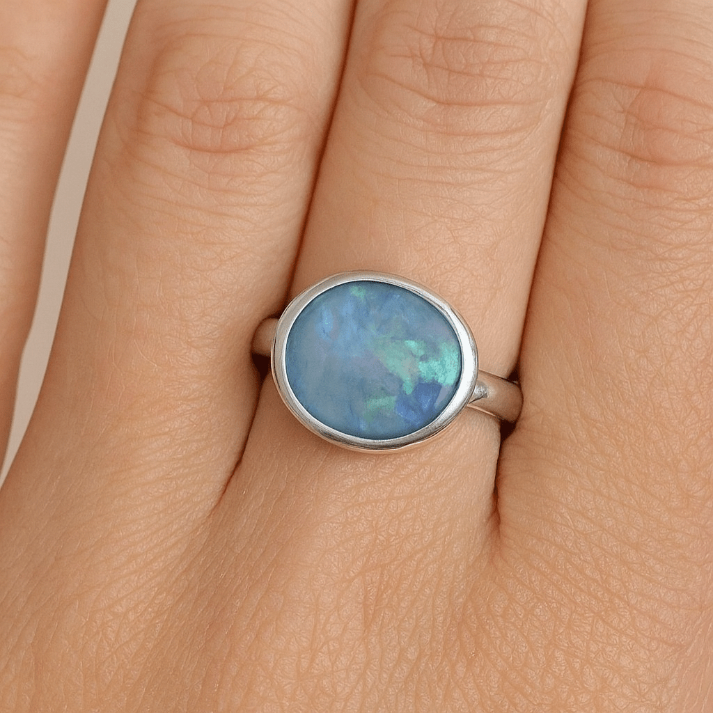 Azure Flame Glow – 2.5ct Solid Lightning Ridge Opal 925 Sterling Silver Ring