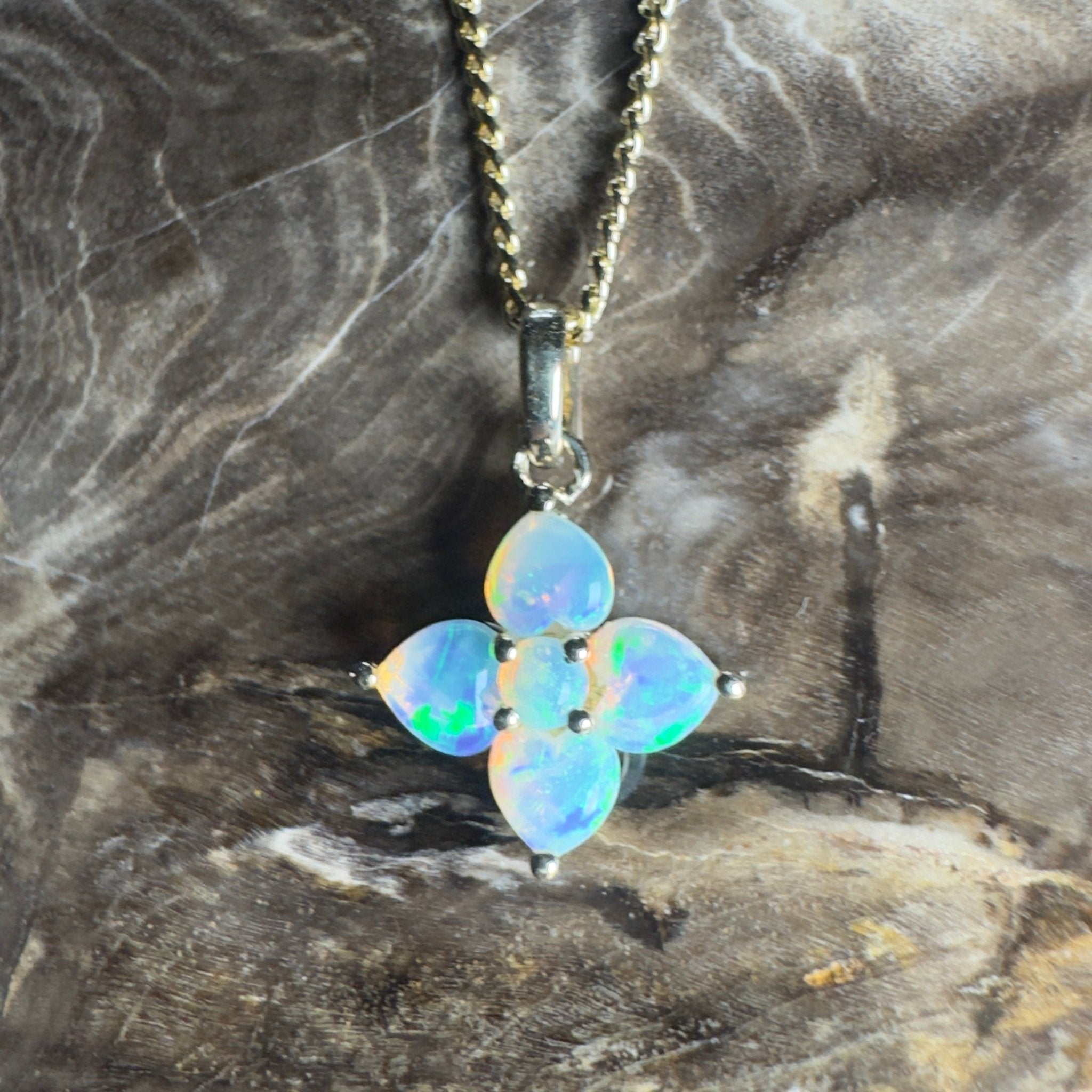 Banksia Light ~ 9ct Solid Gold 0.4ct Coober Pedy Crystal Opal Pendant