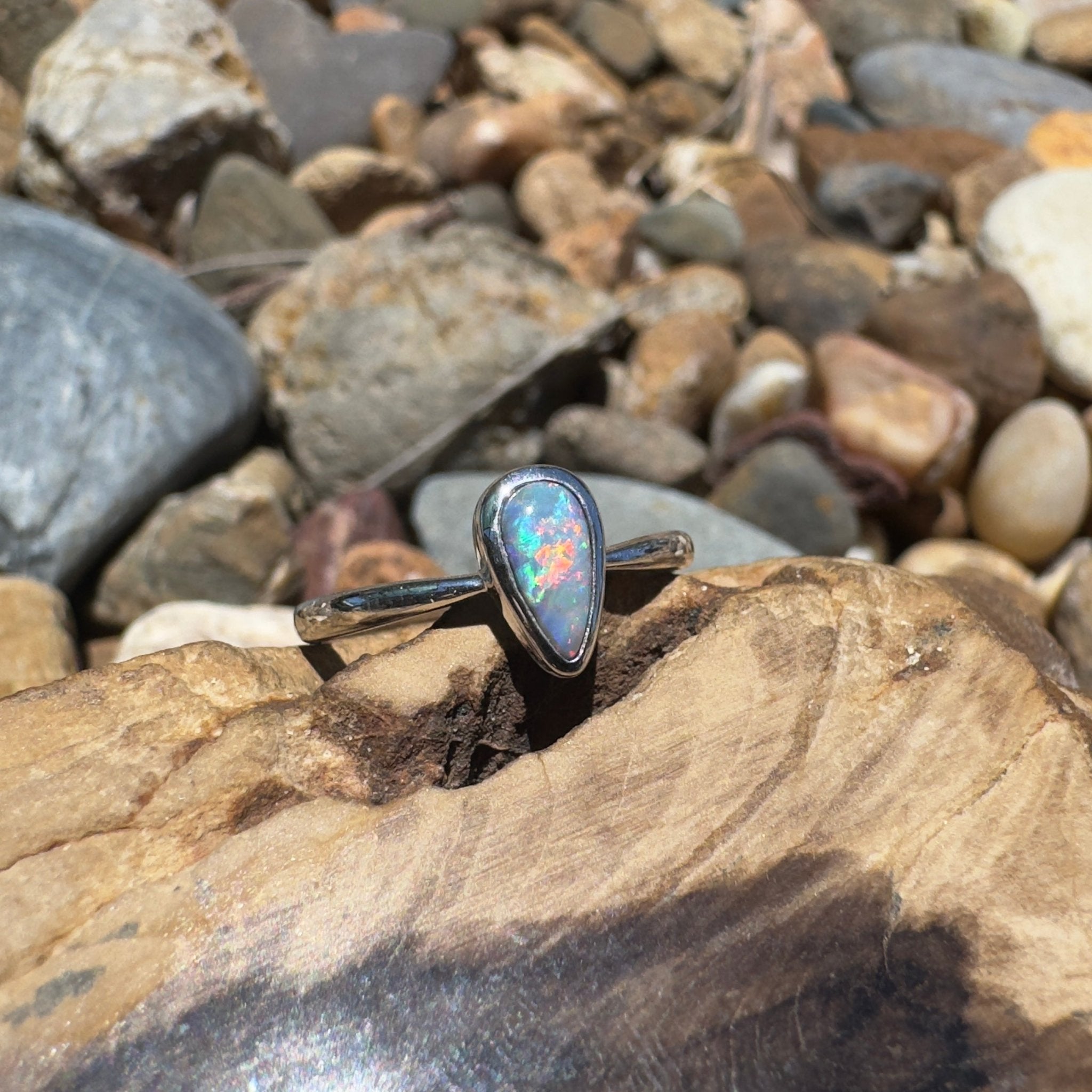 Barossa Fire Field – 0.6ct Lightning Ridge Opal 925 Silver Ring