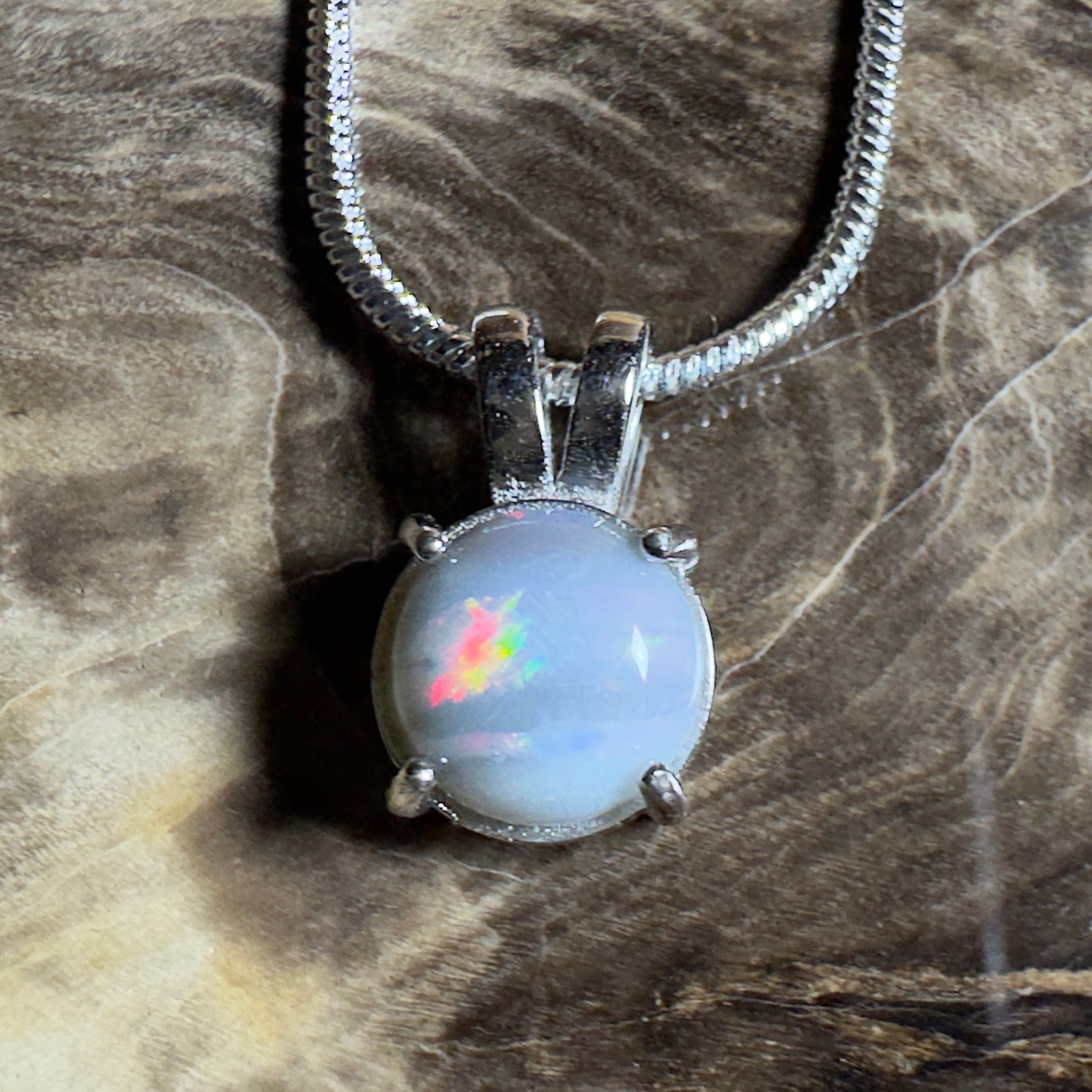 Barossa Mist ~ 1ct Lightning Ridge Opal 925 Silver Pendant