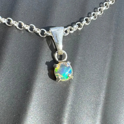Silver chain necklace with a handcrafted 0.2ct Lightning Ridge Opal pendant in sterling silver