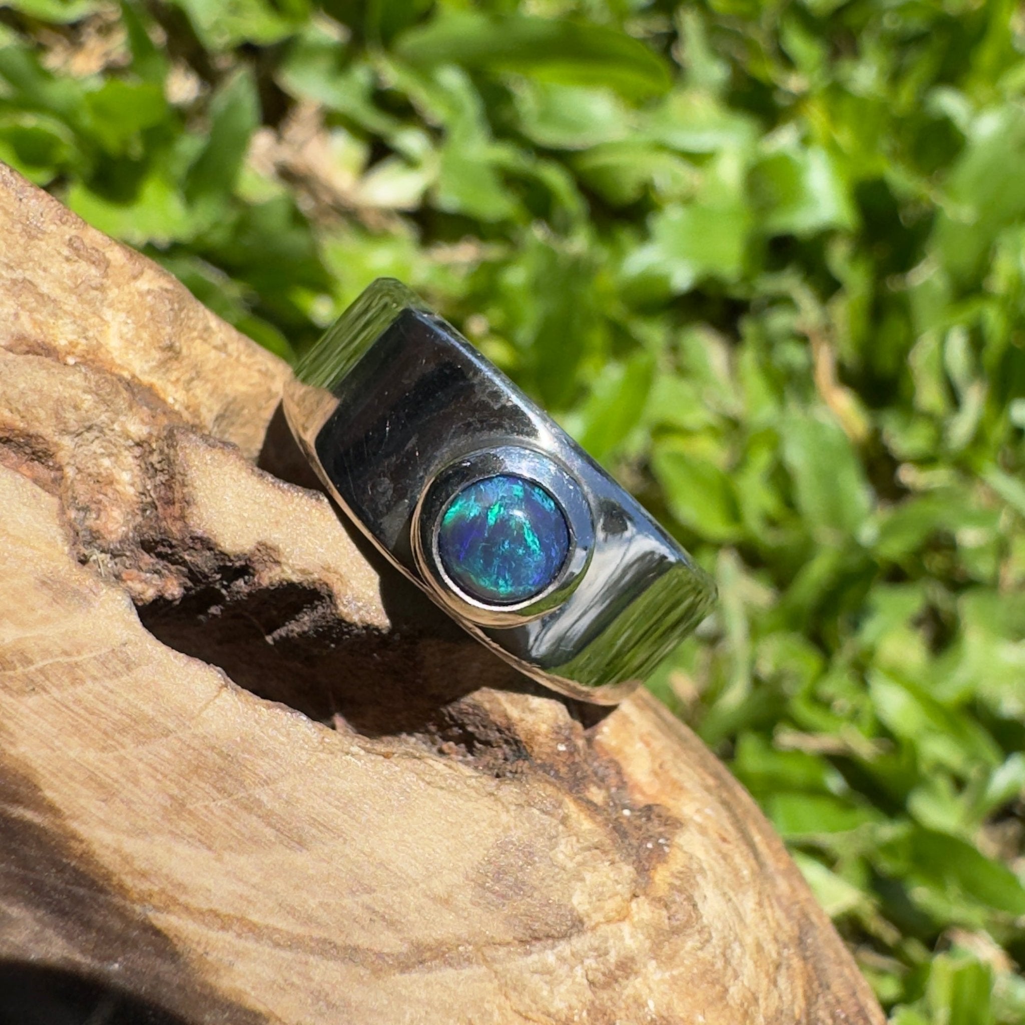 Bass Straight Midnight – Solid Lightning Ridge Opal 925 Sterling Silver Ring