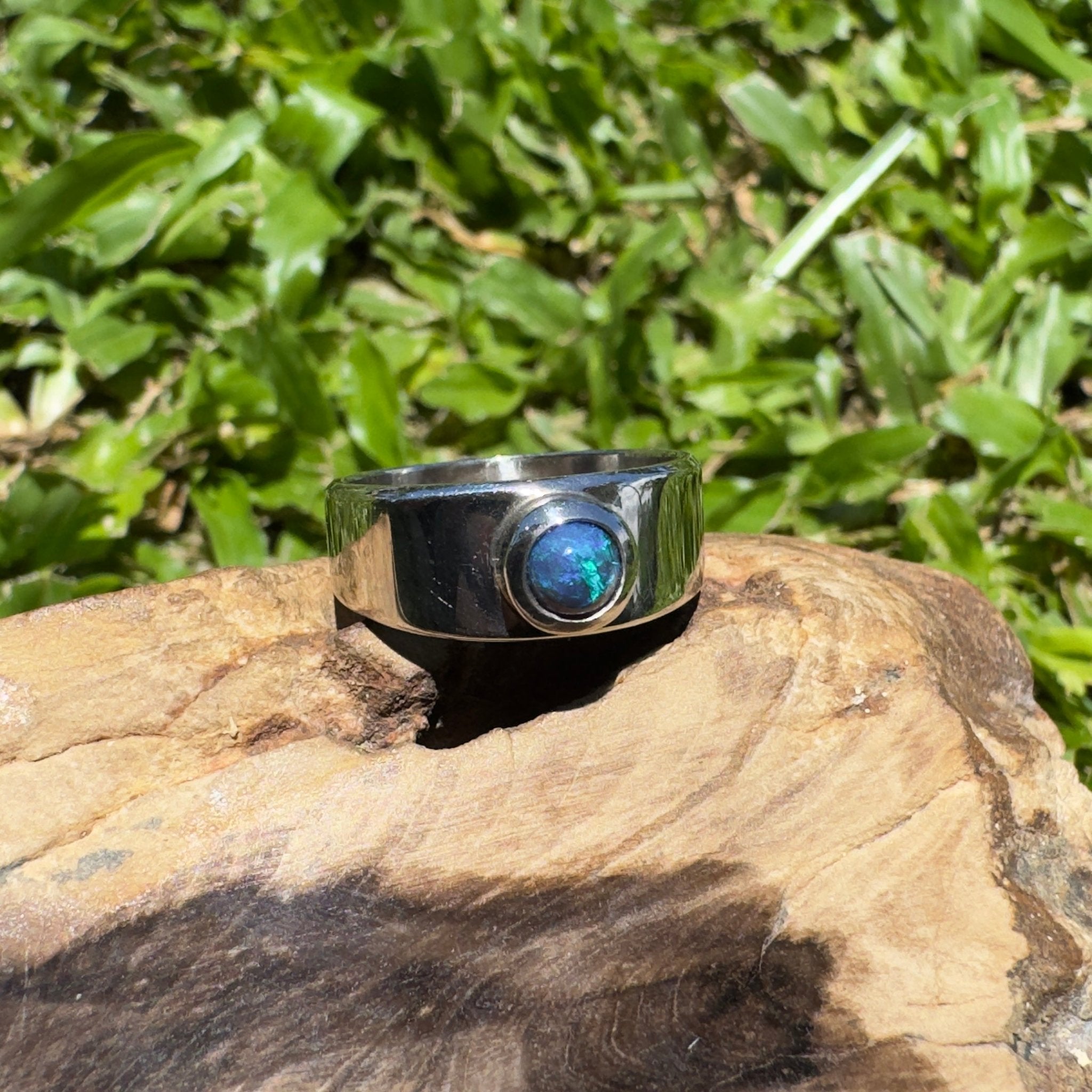 Bass Straight Midnight – Solid Lightning Ridge Opal 925 Sterling Silver Ring