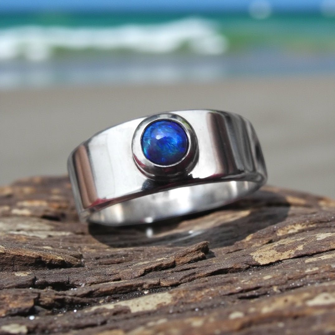 Bass Straight Midnight – Solid Lightning Ridge Opal 925 Sterling Silver Ring