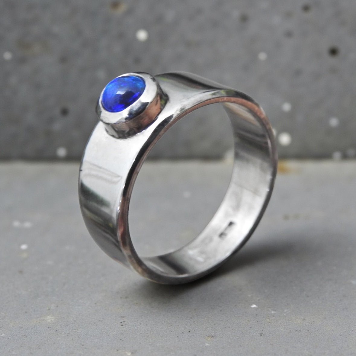 Bass Straight Midnight – Solid Lightning Ridge Opal 925 Sterling Silver Ring