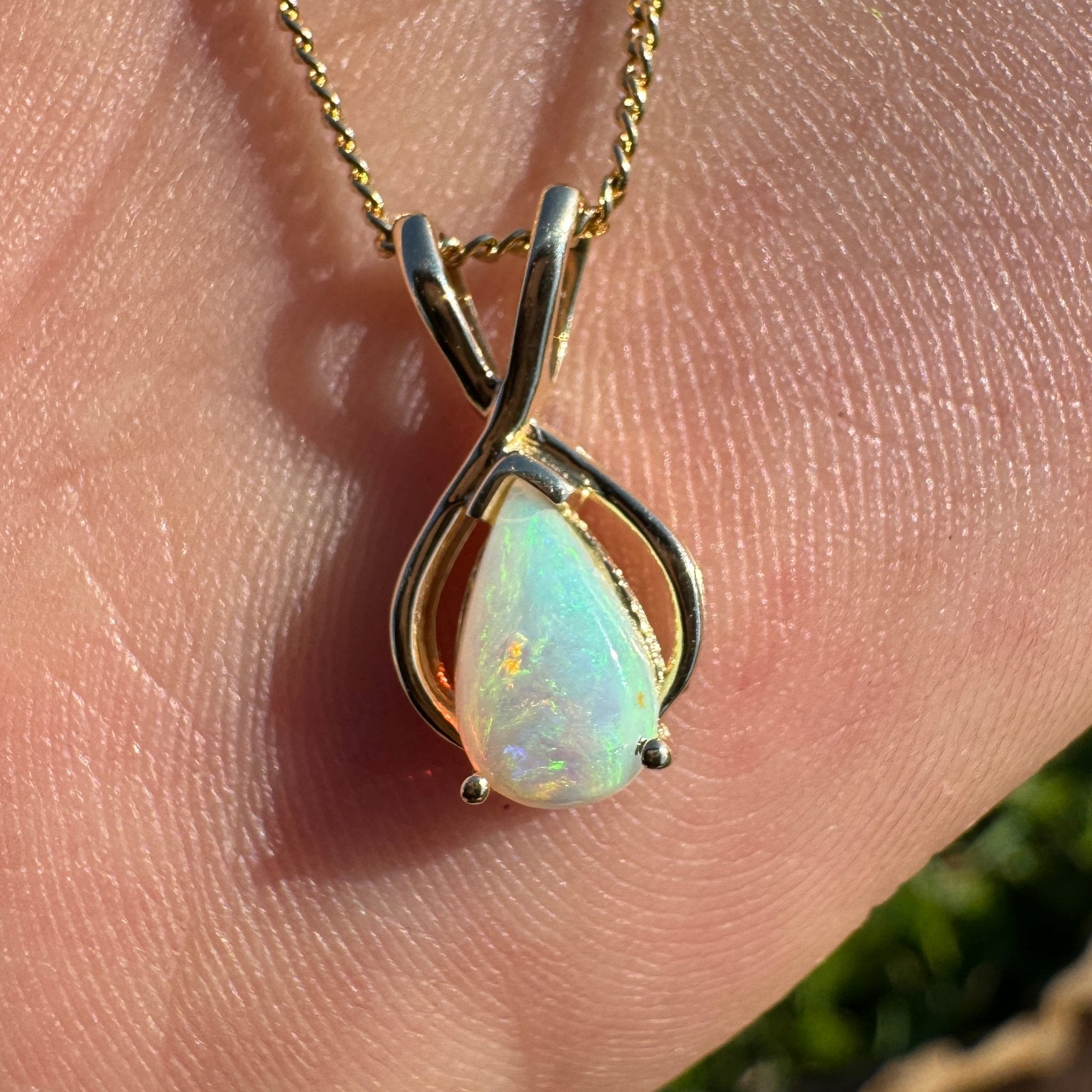 Bay of Fires Crest ~ 9ct Solid Gold 0.4ct Coober Pedy Crystal Opal Pendant