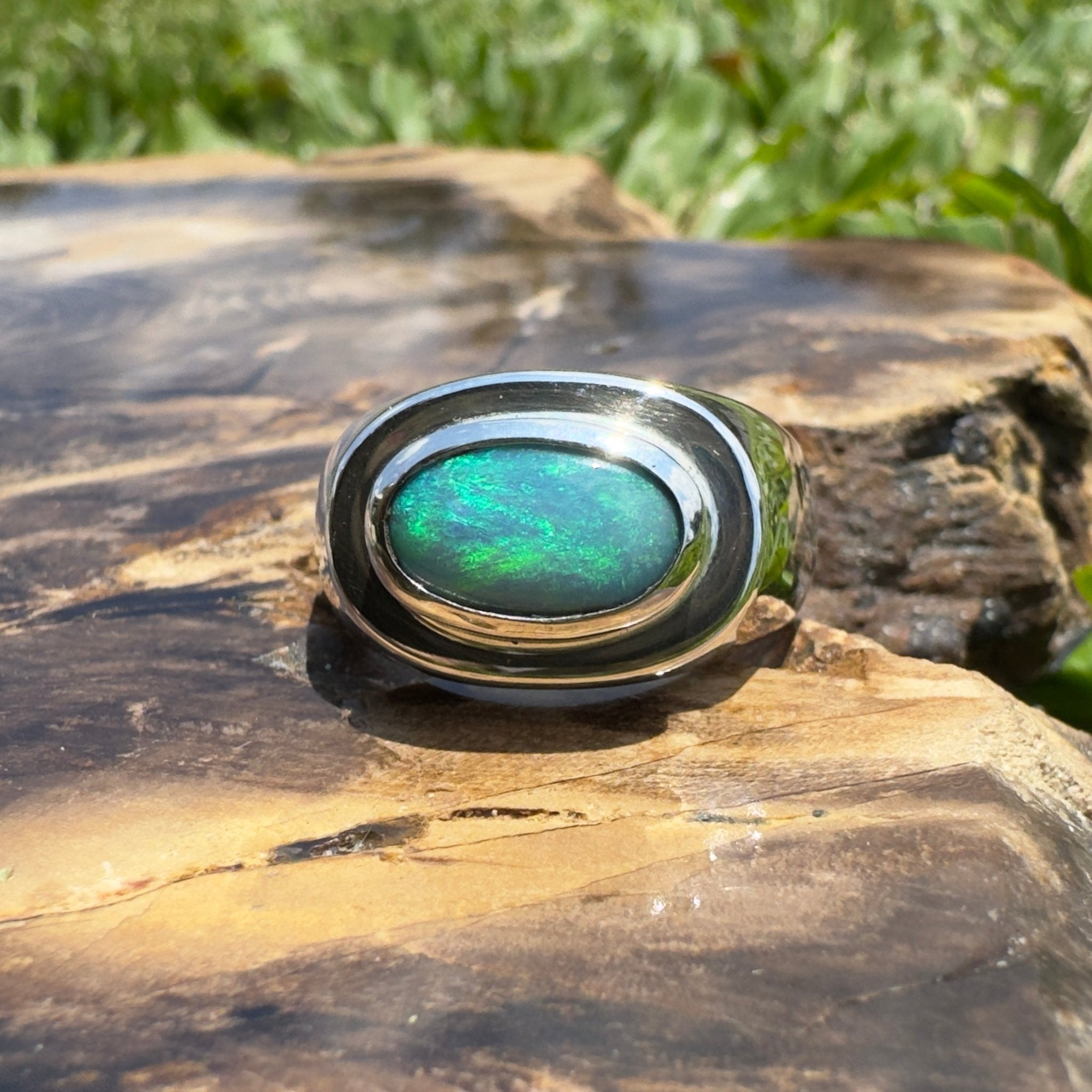 Bells Beach Blues ~ 1.9ct Solid Lightning Ridge Black Opal 925 Silver Ring