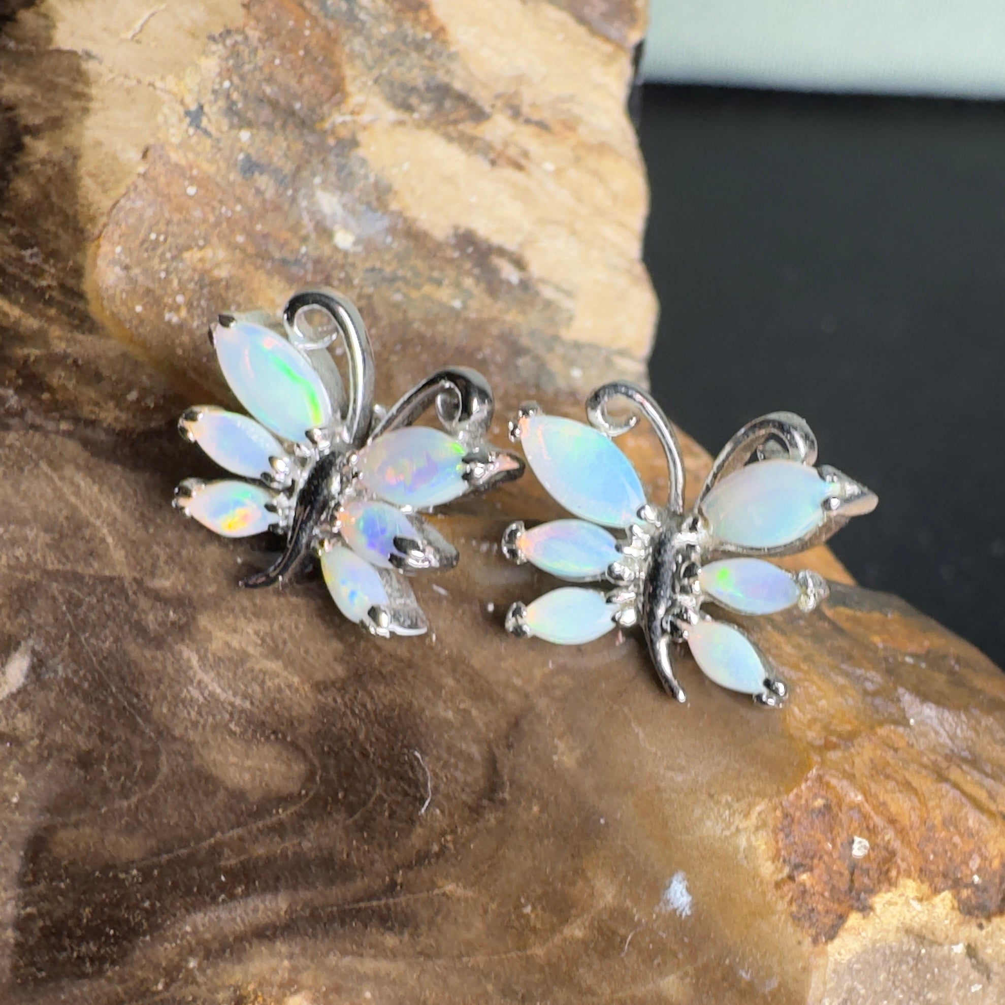 Breakaway Lightfall - 2.4ct Coober Pedy Opal 925 Silver Earrings