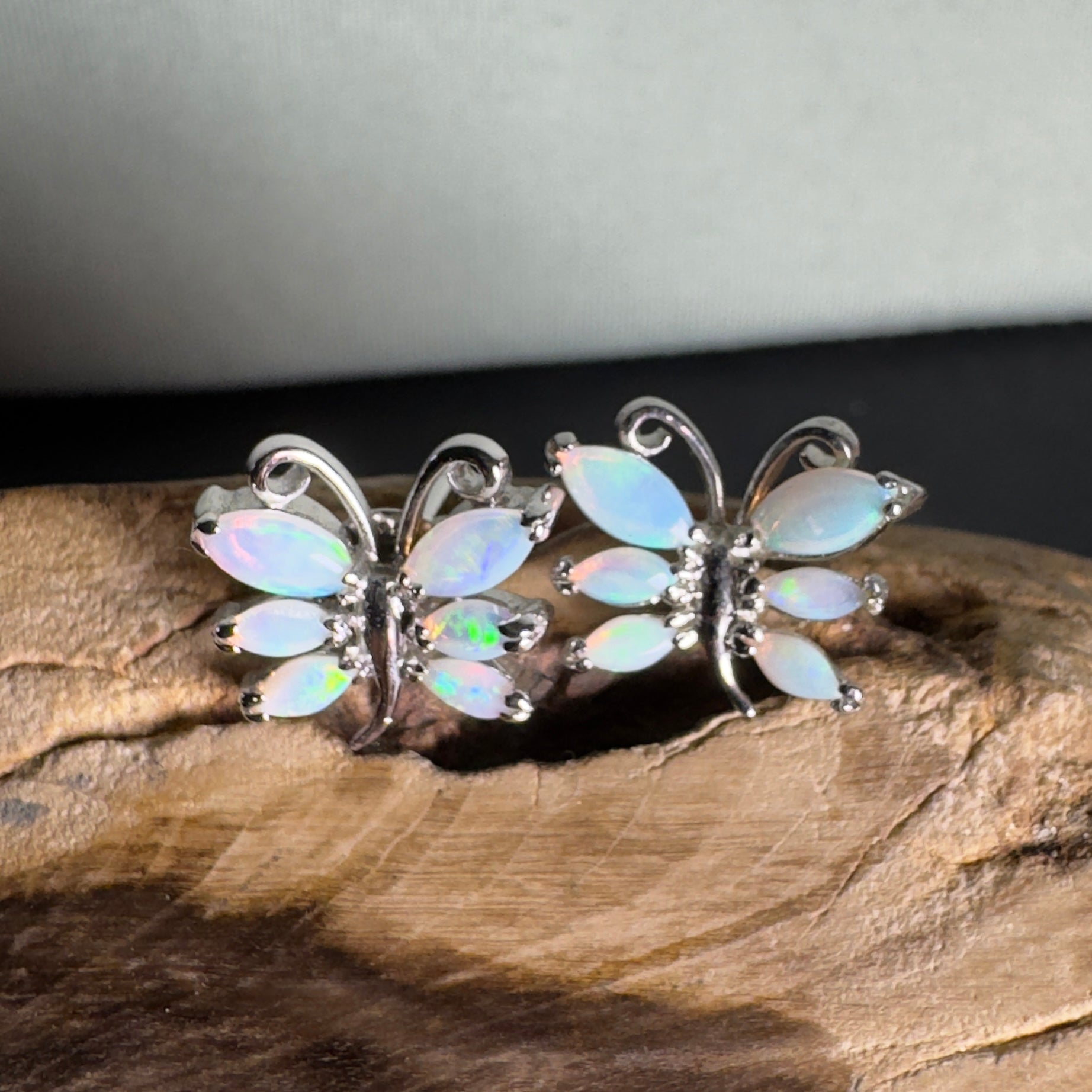 Breakaway Lightfall - 2.4ct Coober Pedy Opal 925 Silver Earrings