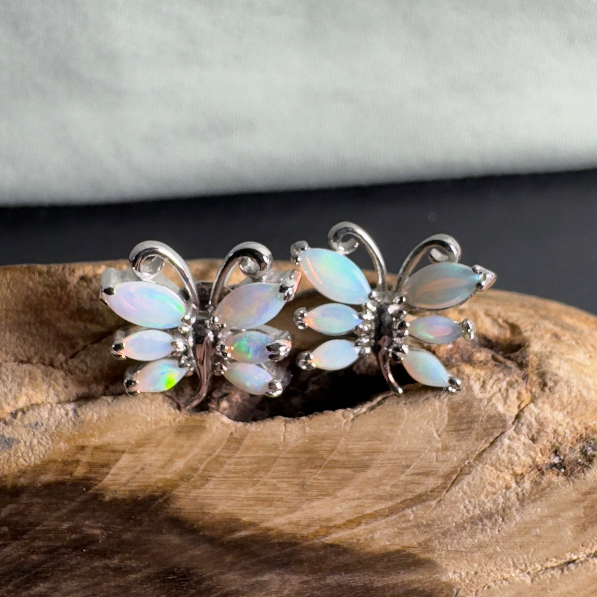 Breakaway Lightfall - 2.4ct Coober Pedy Opal 925 Silver Earrings