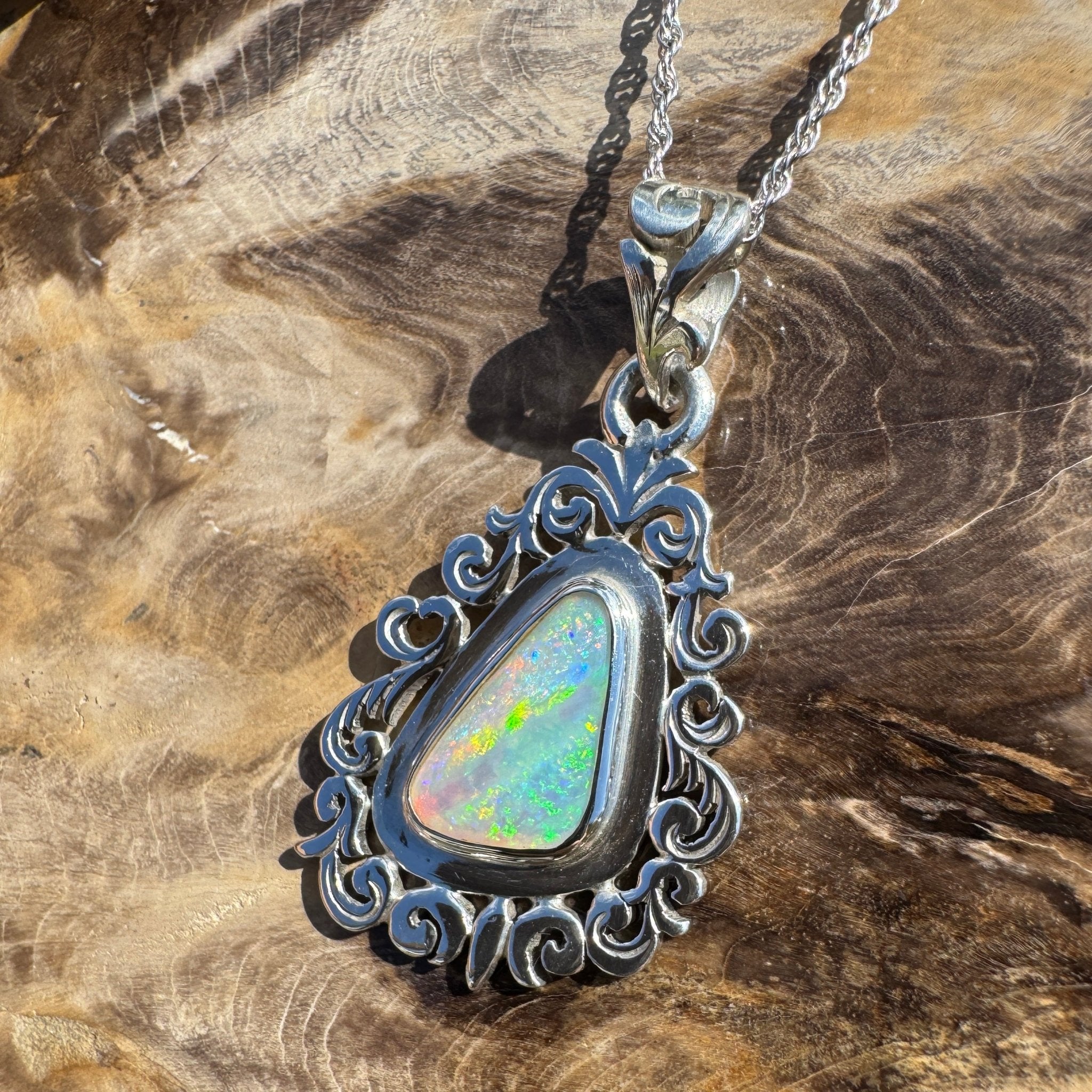 Breakaways Glow – Solid 1.9ct Coober Pedy Crystal Opal 925 Sterling Silver Pendant Necklace