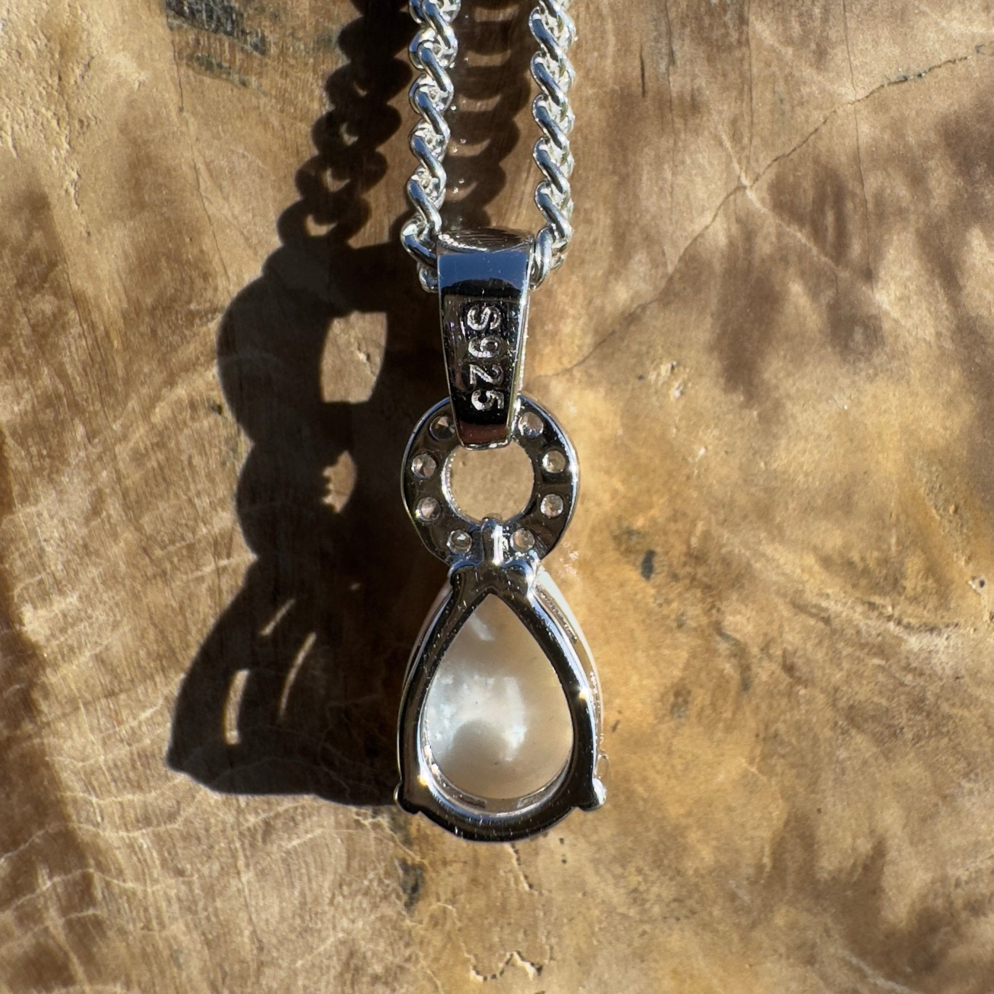 Breakaways Veil ~ 0.8ct Coober Pedy Opal 925 Silver Pendant