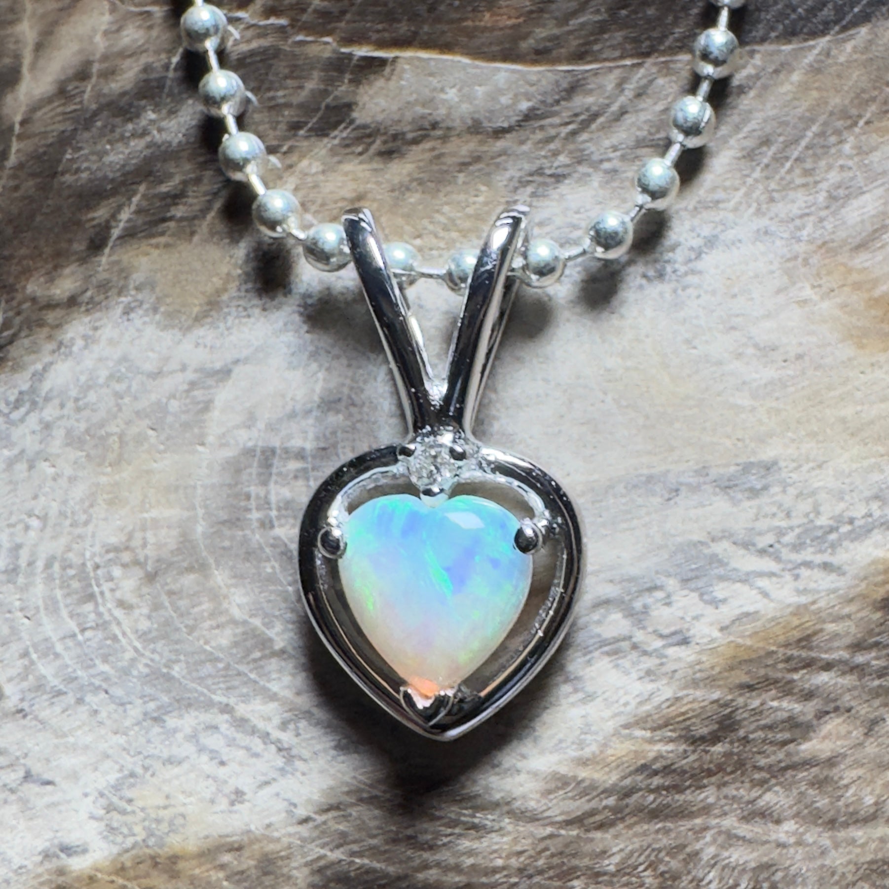 Bruny Isle Heart ~ 0.3ct Coober Pedy Crystal Opal 9ct White Gold Pendant