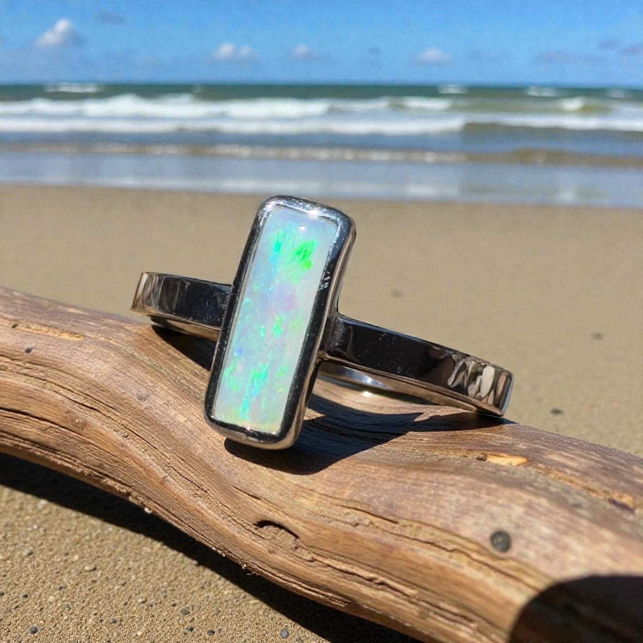 Bruny Tide Glow – 0.9ct Lightning Ridge Crystal Opal 925 Silver Ring