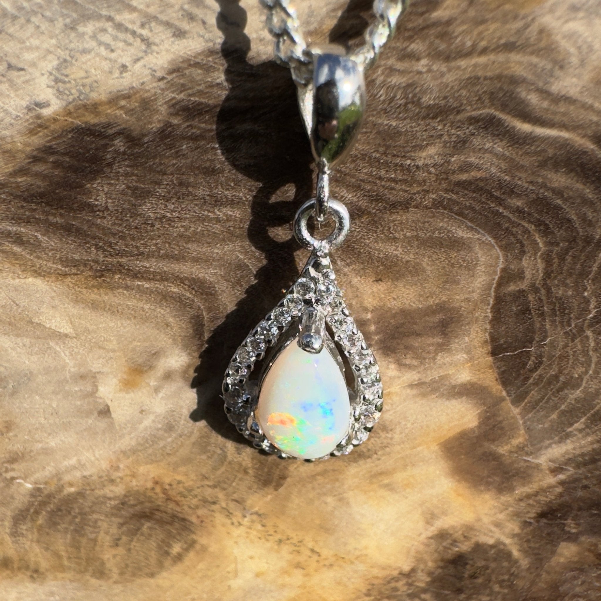 Bunda Mist ~ 0.9ct Solid Coober Pedy Opal 925 Sterling Silver Pendant Necklace