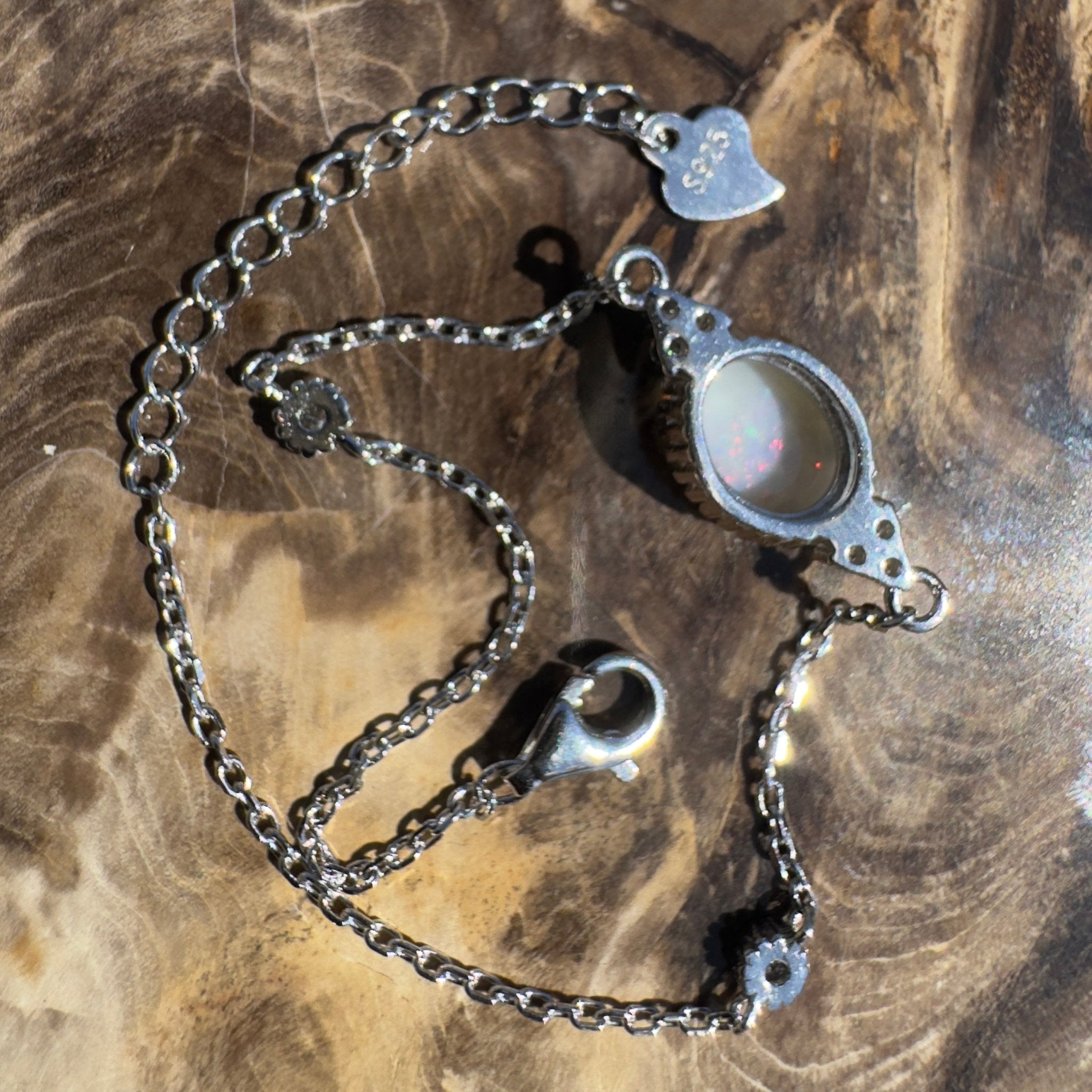 Bungle Bungle Curve - 0.8ct Coober Pedy Opal 925 Silver Bracelet