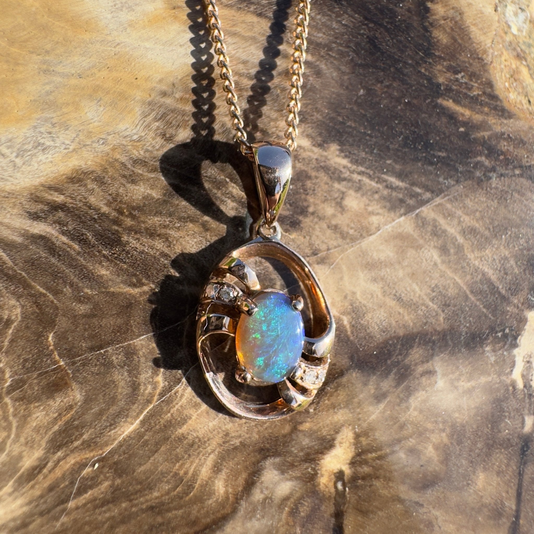 Byron Blush ~ 0.6ct Lightning Ridge Opal solid 9ct Rose Gold