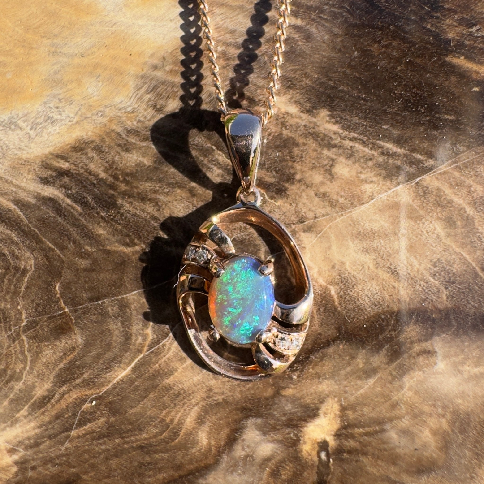 Byron Blush ~ 0.6ct Lightning Ridge Opal solid 9ct Rose Gold