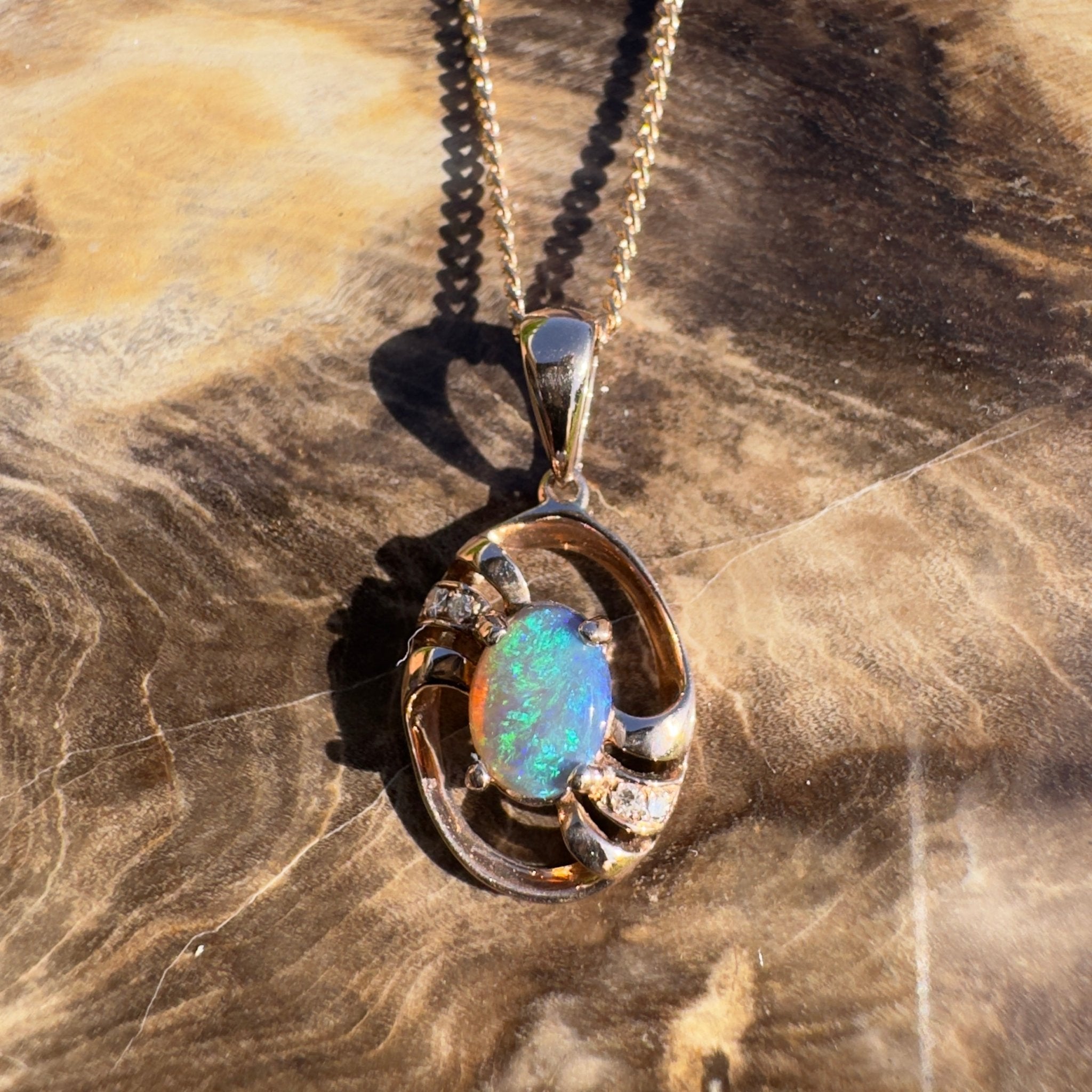 Byron Blush ~ 0.6ct Lightning Ridge Opal solid 9ct Rose Gold