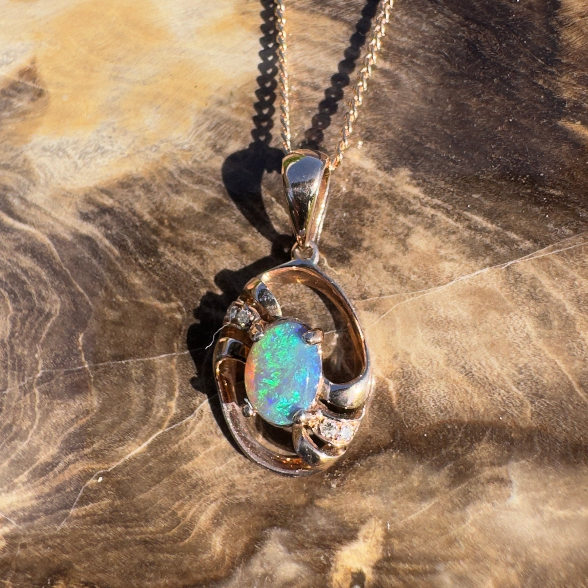 Byron Blush ~ 0.6ct Lightning Ridge Opal solid 9ct Rose Gold