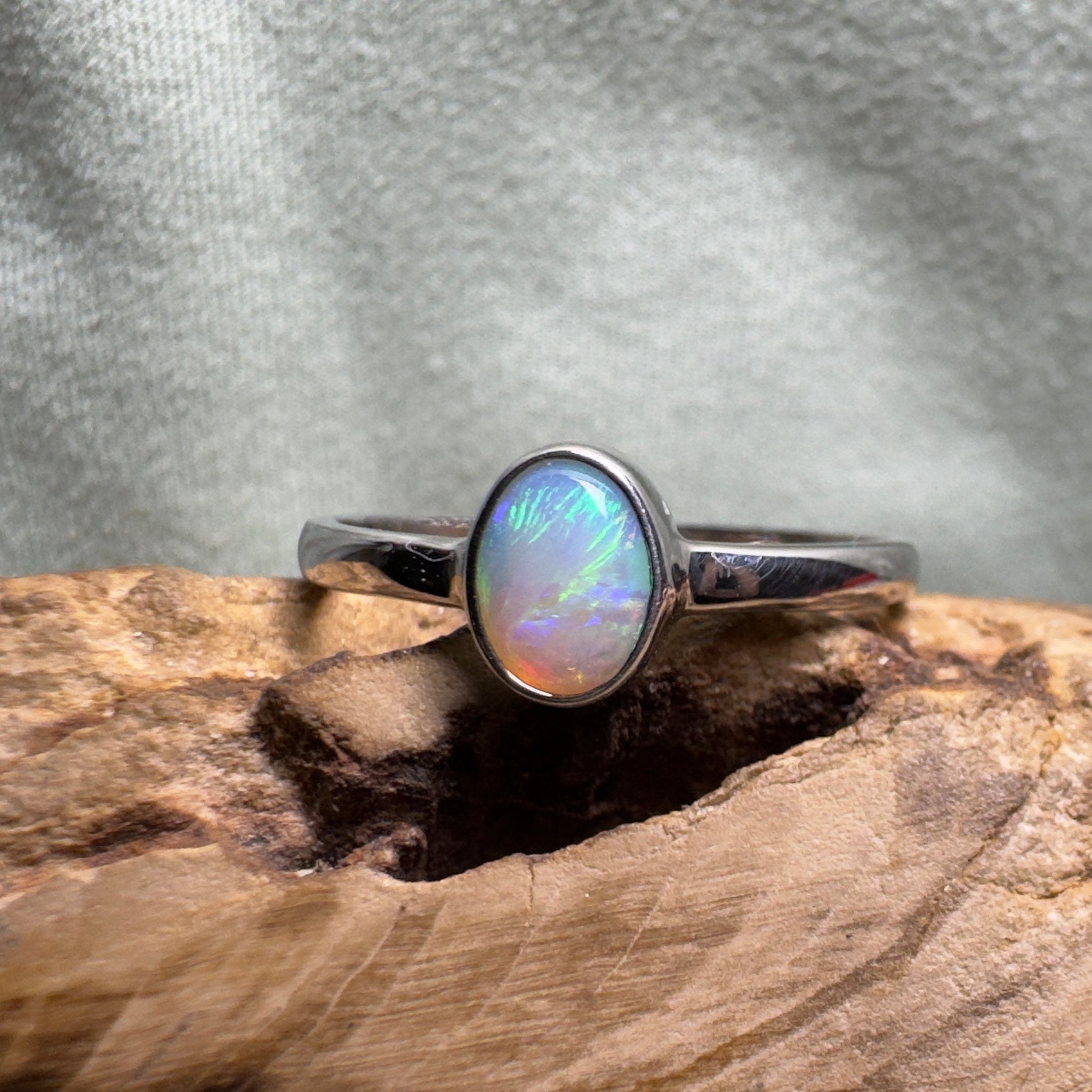 Cape Le Grand Tide – Solid Lightning Ridge Crystal Opal 925 Sterling Silver Ring