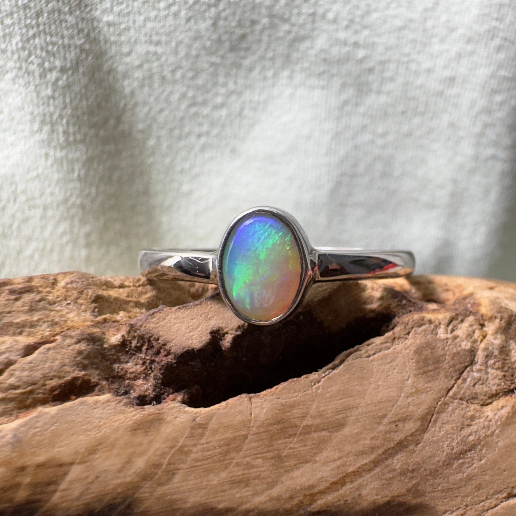 Cape Le Grand Tide – Solid Lightning Ridge Crystal Opal 925 Sterling Silver Ring