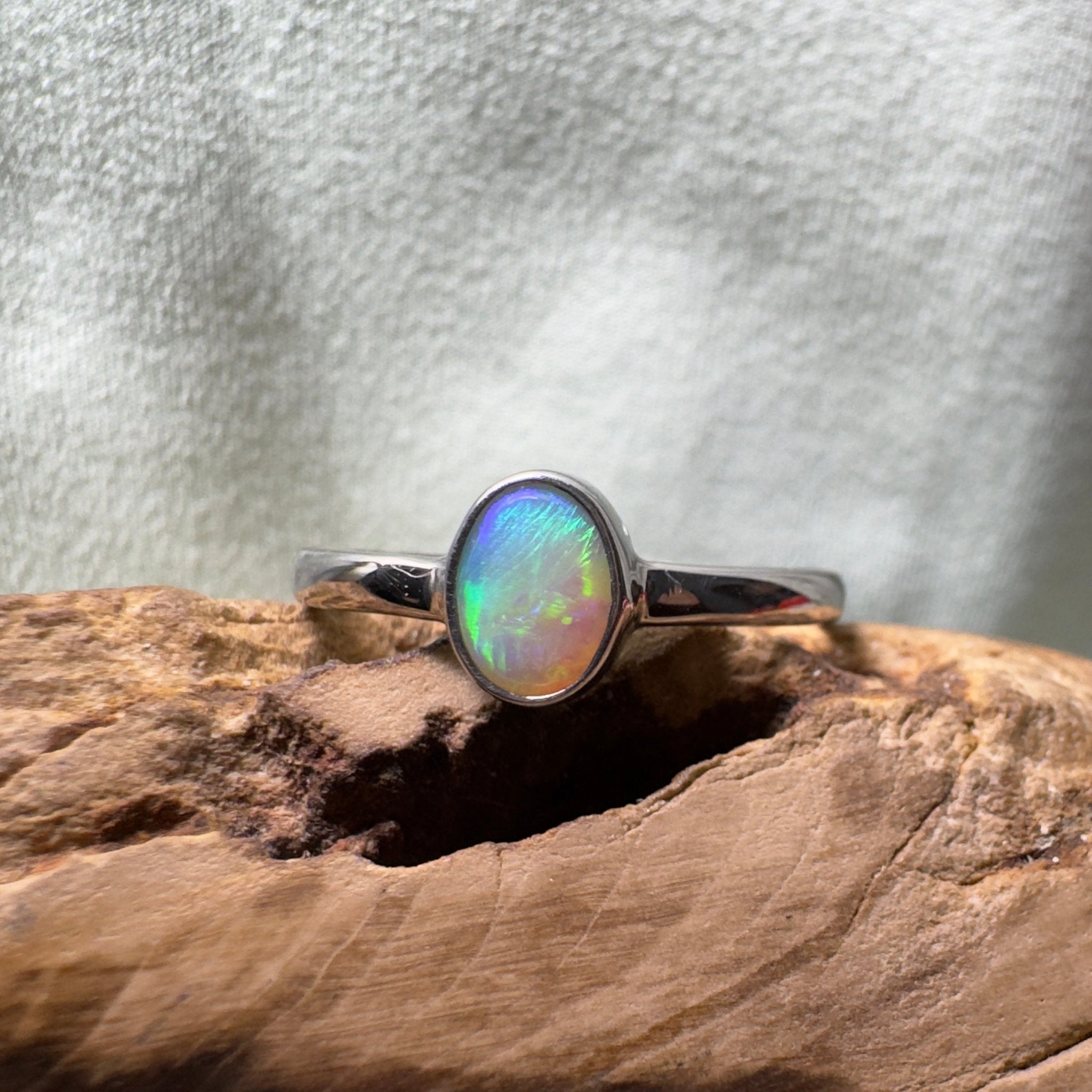 Cape Le Grand Tide – Solid Lightning Ridge Crystal Opal 925 Sterling Silver Ring