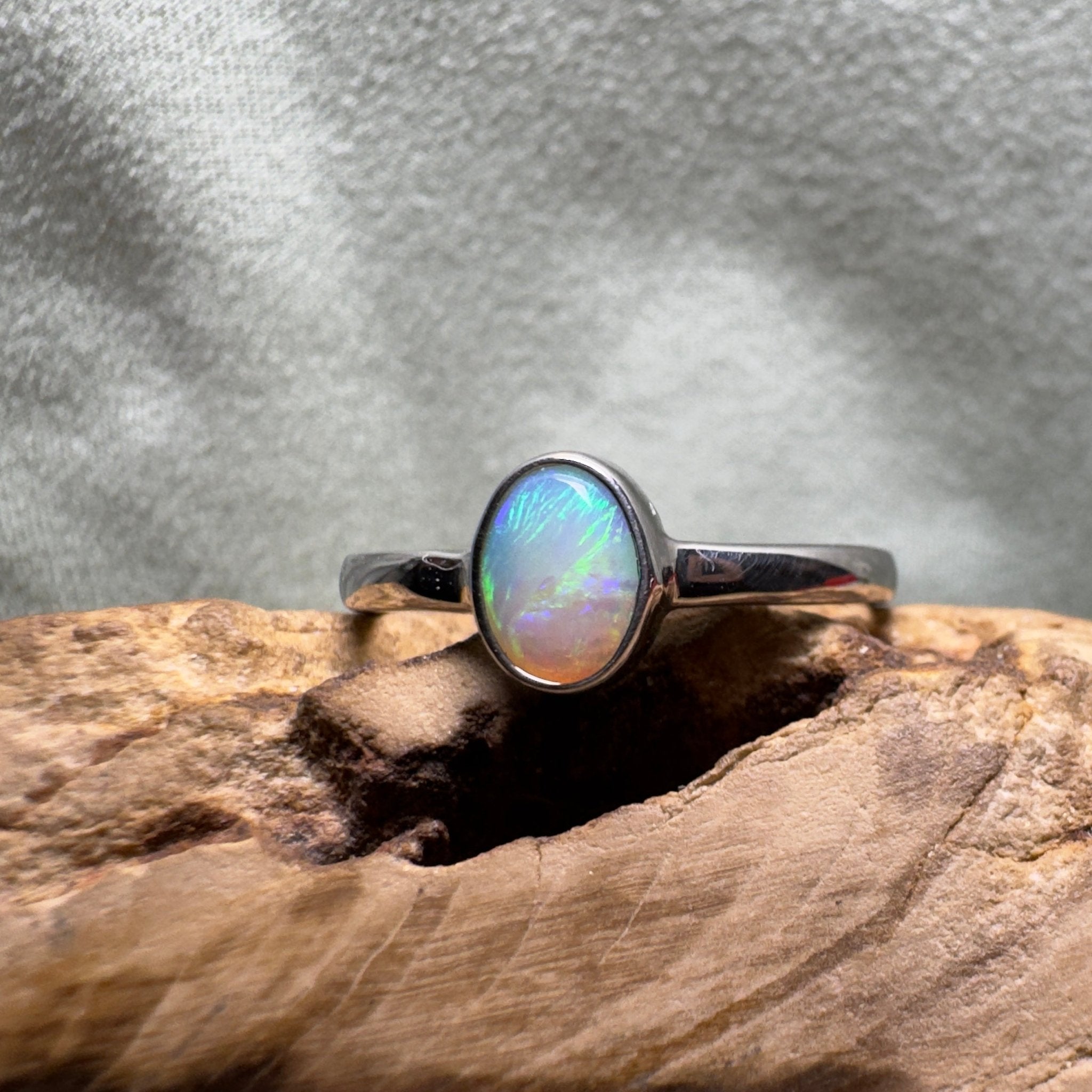 Cape Le Grand Tide – Solid Lightning Ridge Crystal Opal 925 Sterling Silver Ring