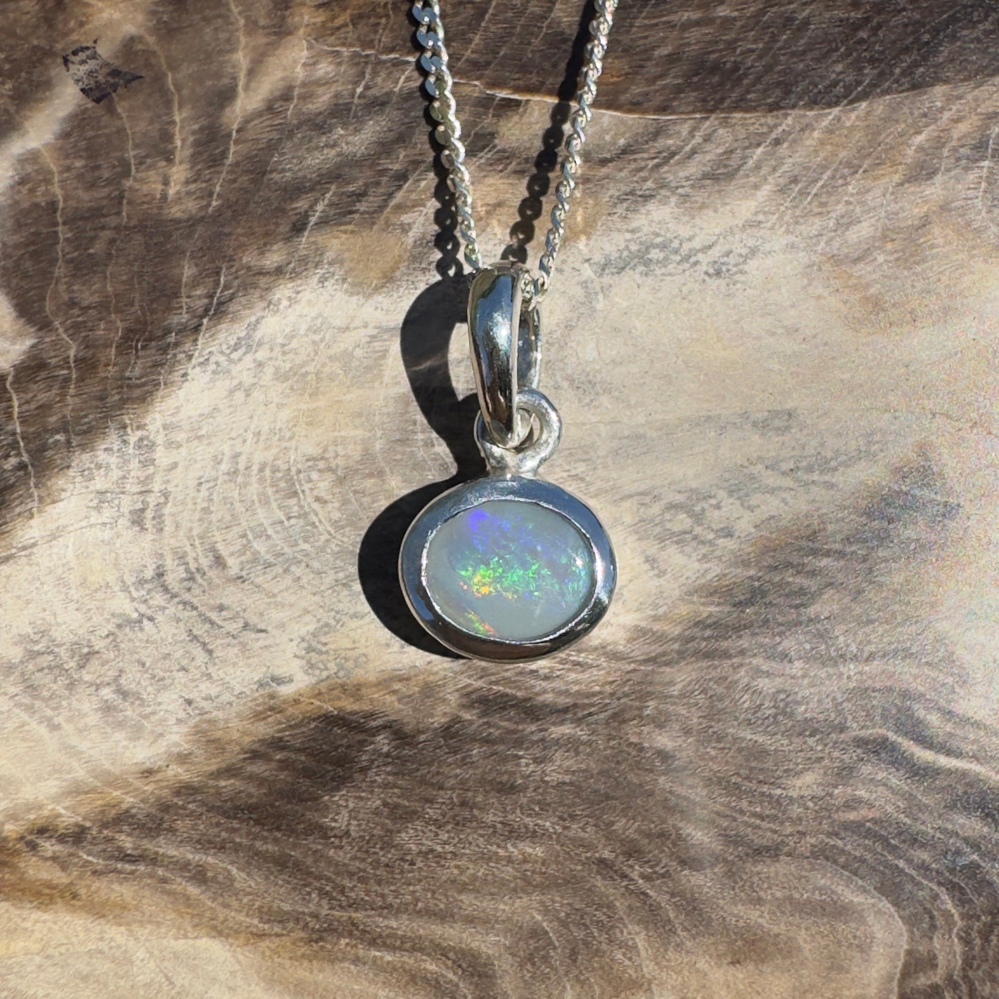 Cape Peron Drift ~ 0.4ct Lightning Ridge Opal 925 Silver Pendant