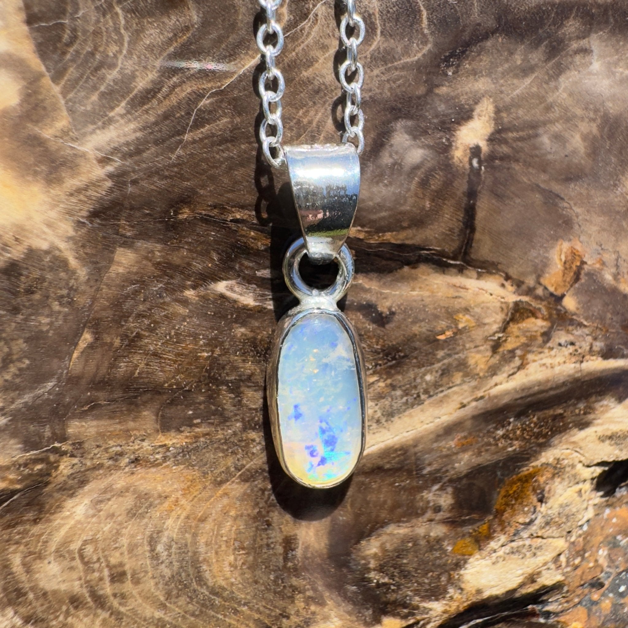Cape Somerset Waters – 1ct Lightning Ridge Opal Pendant