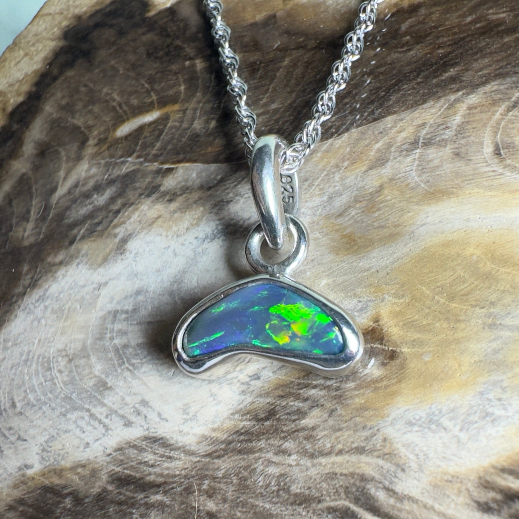Cobourg Passage ~ 0.85ct Lightning Ridge Black Opal 925 Silver Pendant