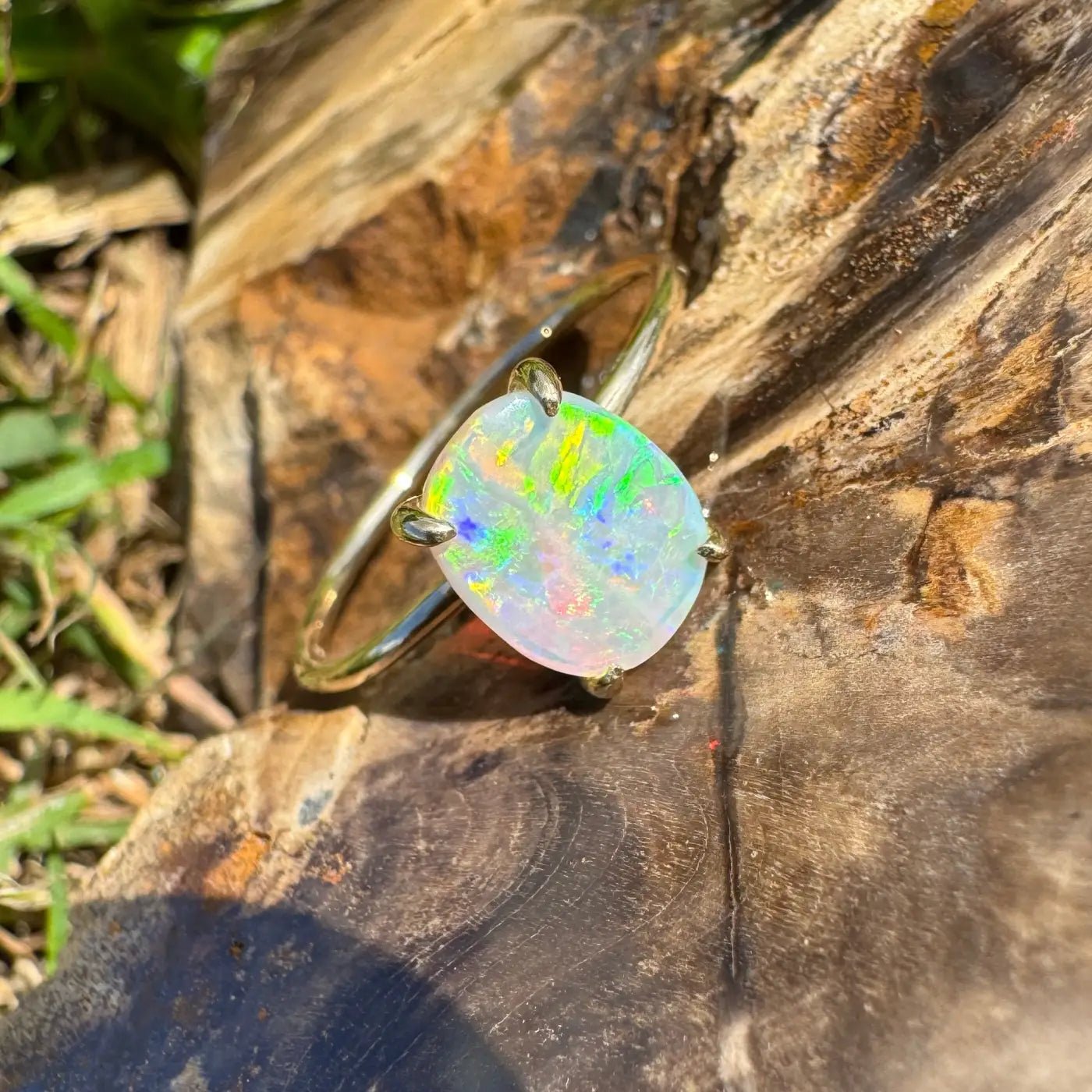 ‘Colours of Australia' ~ Handcrafted 1ct Solid Lightning Ridge Opal 9ct Yellow Gold Ring