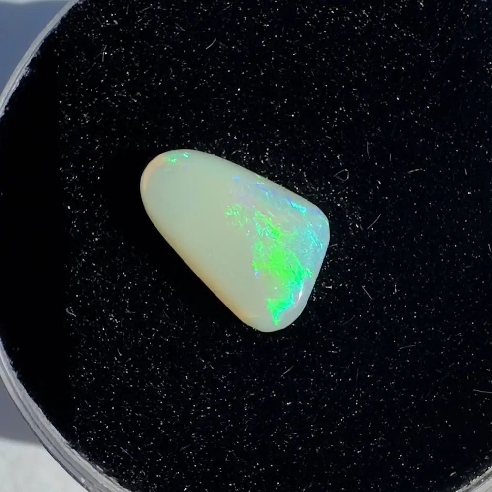 Coober Pedy Crystal Opal 1.4carat Solid Hand - Cut