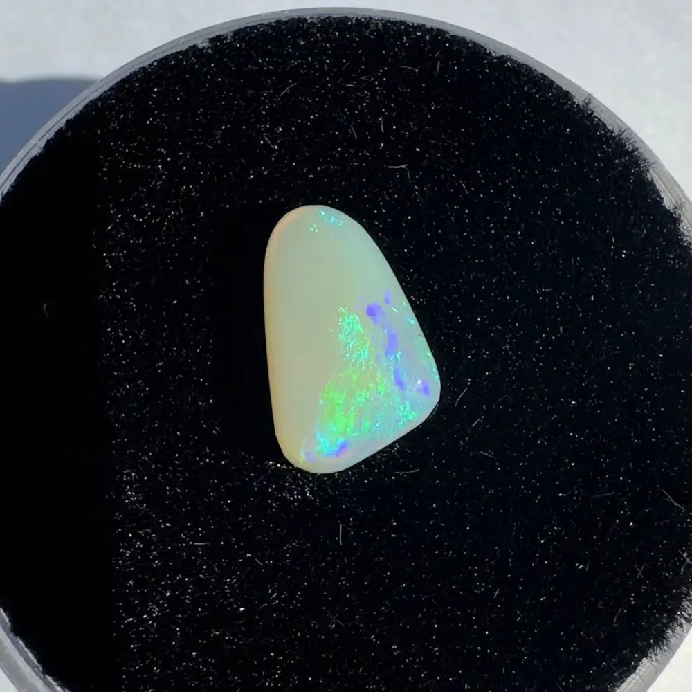 Coober Pedy Crystal Opal 1.4carat Solid Hand - Cut