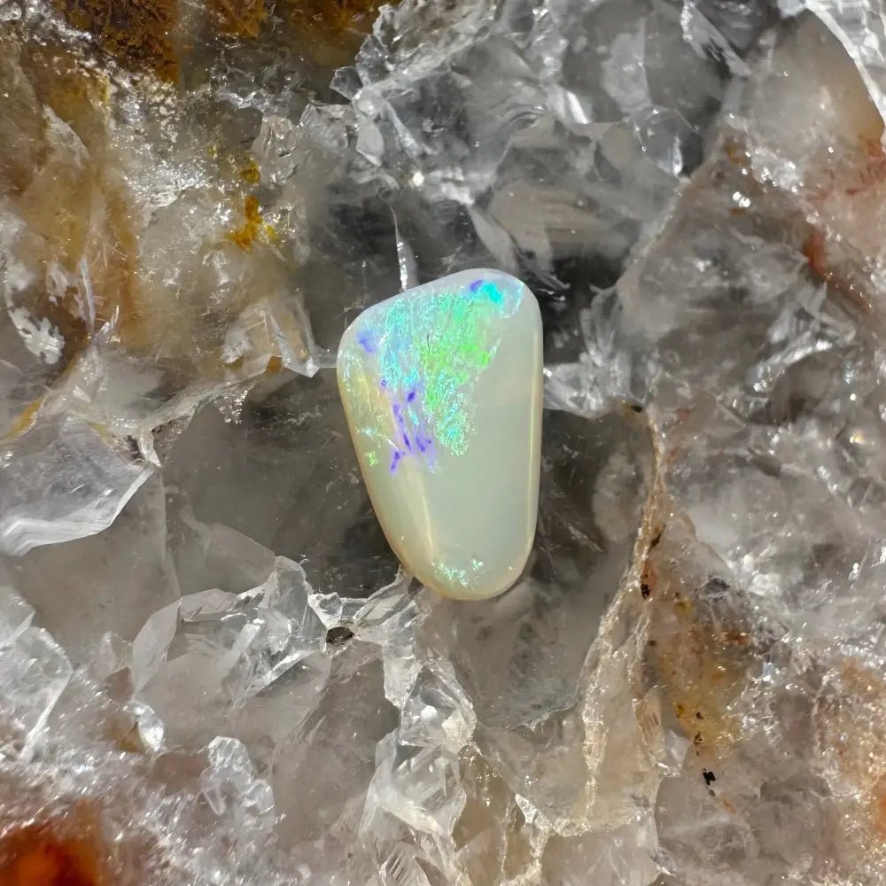 Coober Pedy Crystal Opal 1.4carat Solid Hand - Cut