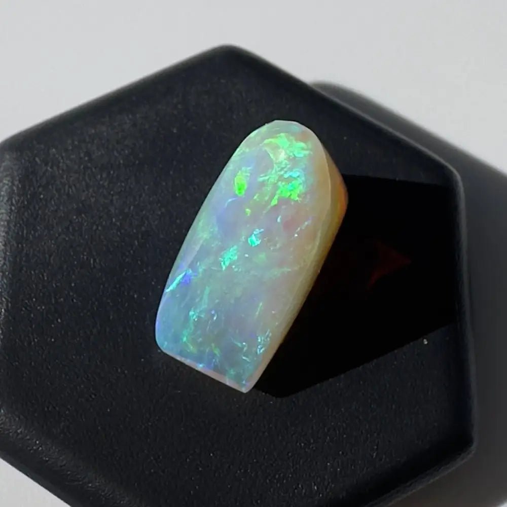 Coober Pedy Crystal Opal 3.7carat Solid Hand - Cut