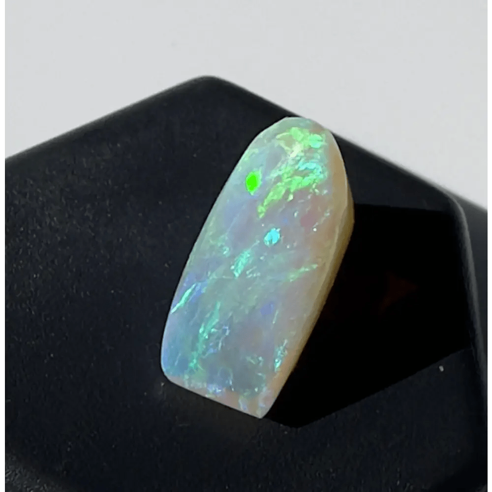 Coober Pedy Crystal Opal 3.7carat Solid Hand - Cut
