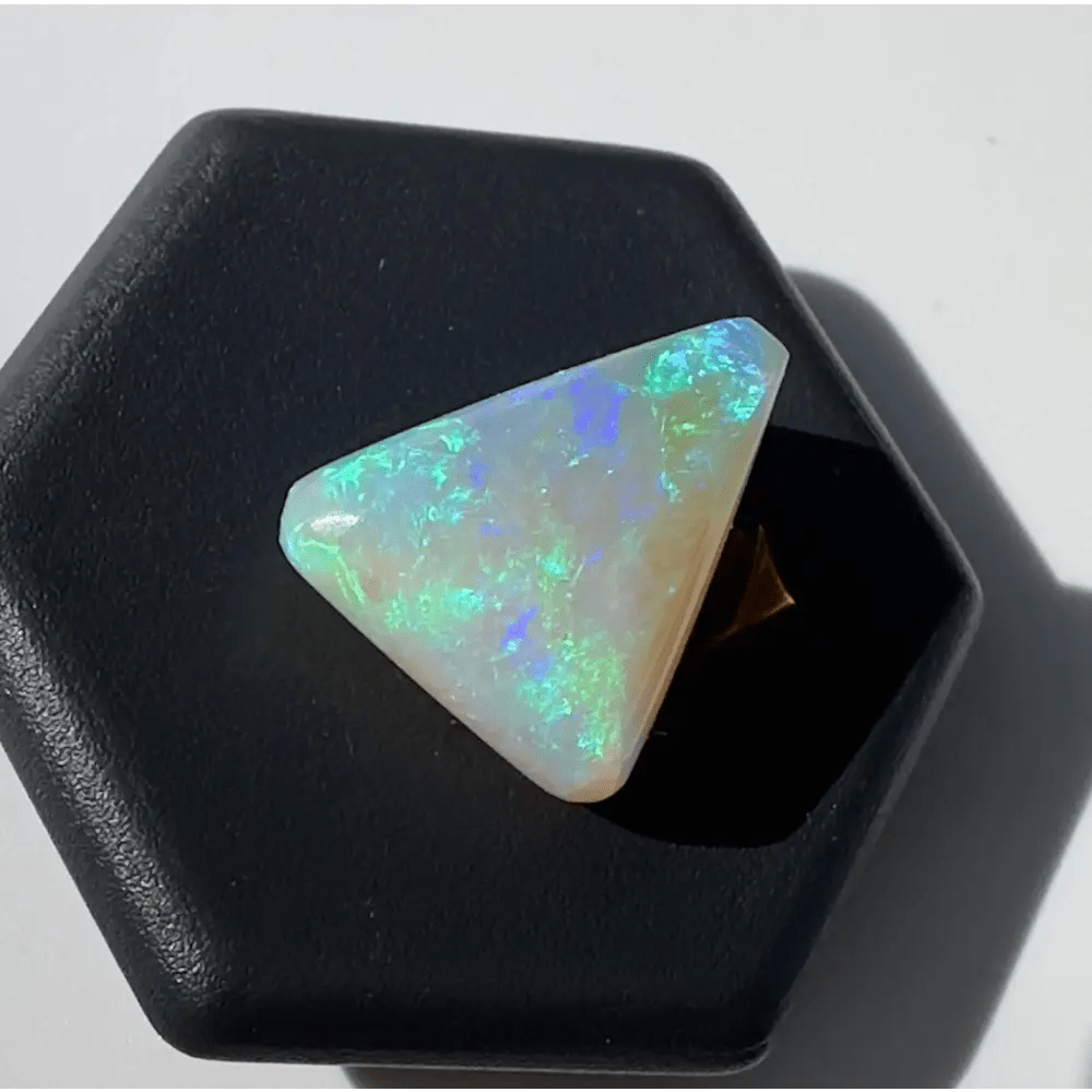 Coober Pedy Crystal Opal 3.7carat Solid Hand - Cut