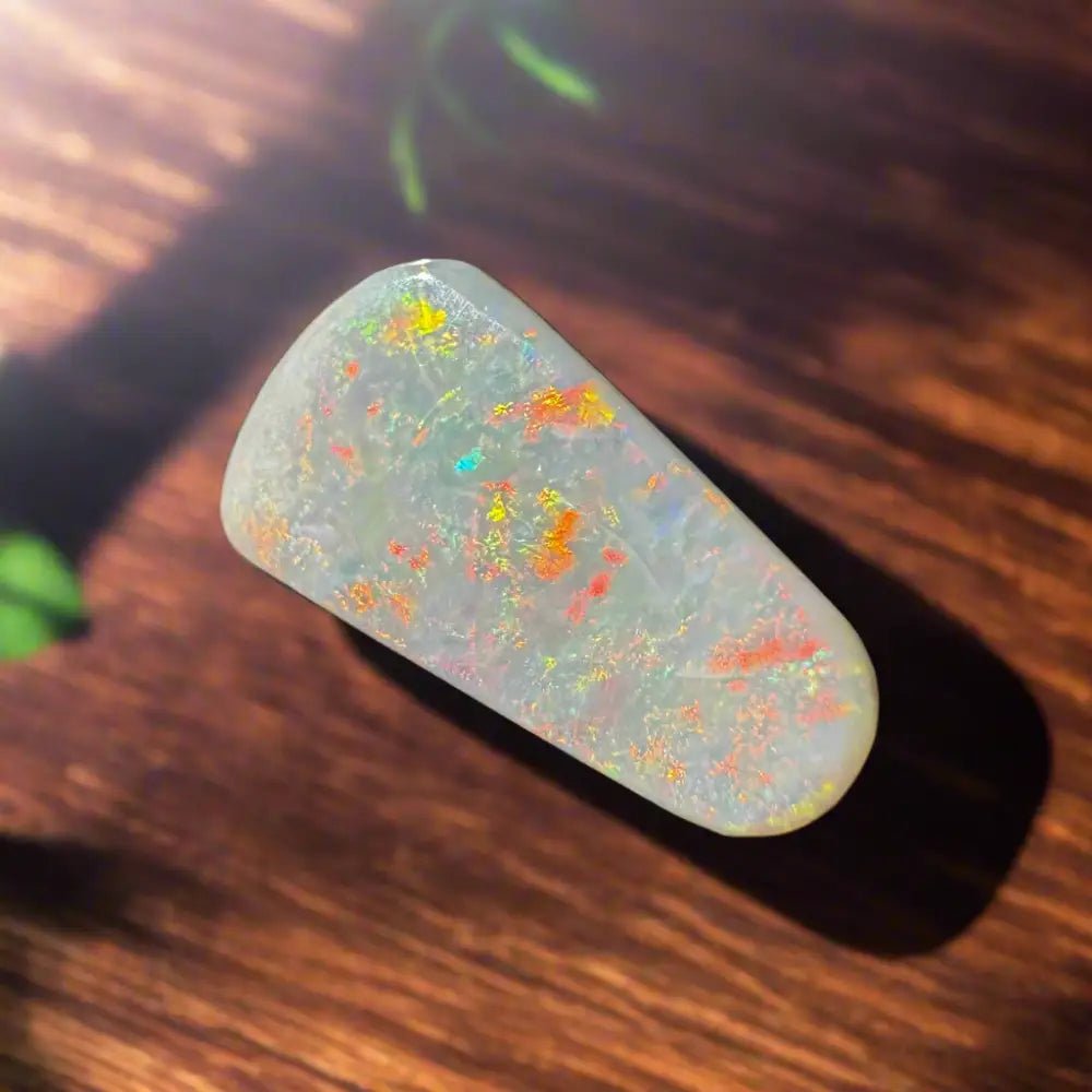 Coober Pedy Opal 2.1carat Solid Hand - Cut