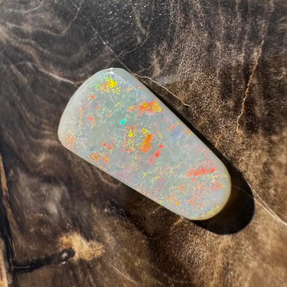 Coober Pedy Opal 2.1carat Solid Hand - Cut