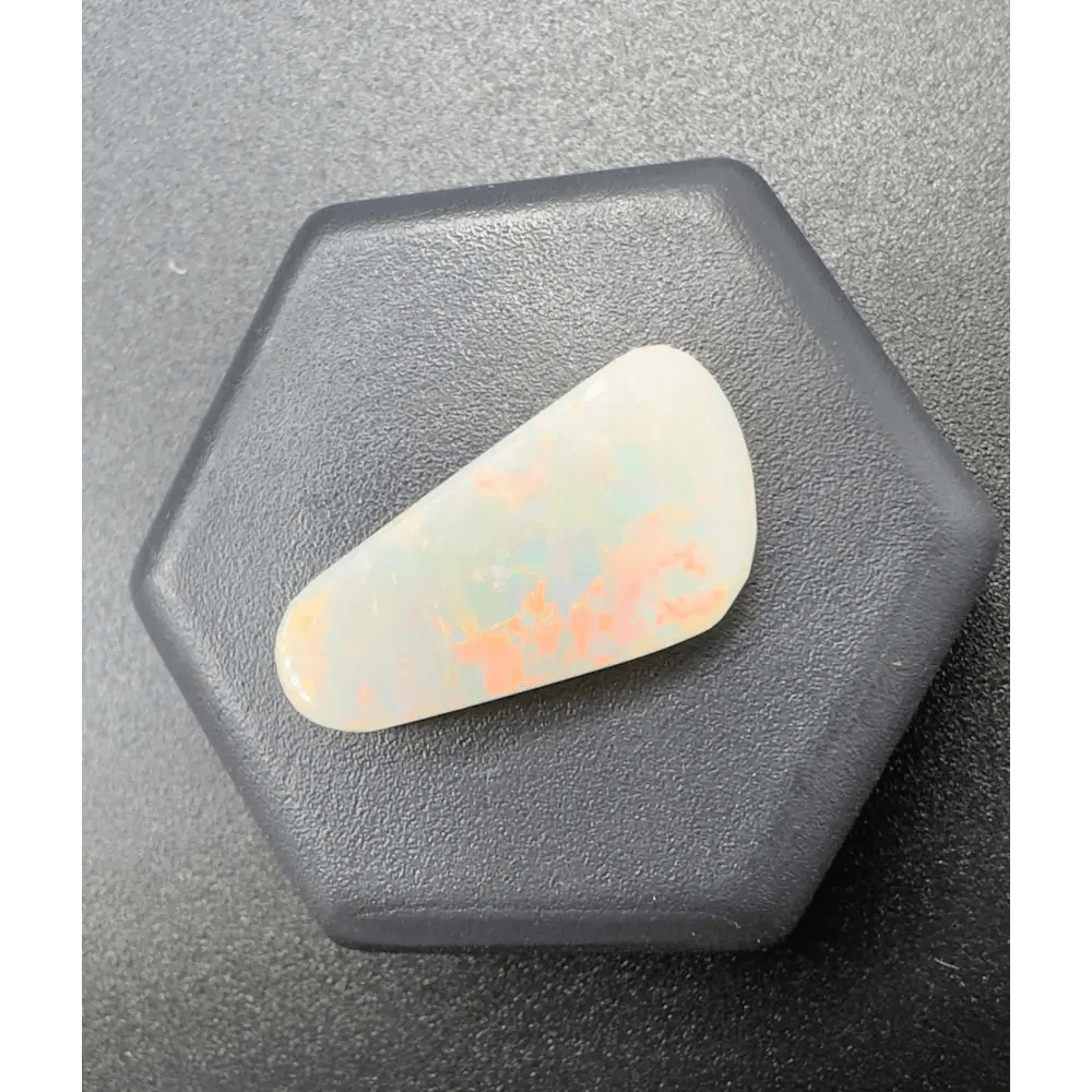 Coober Pedy Opal 2.1carat Solid Hand - Cut