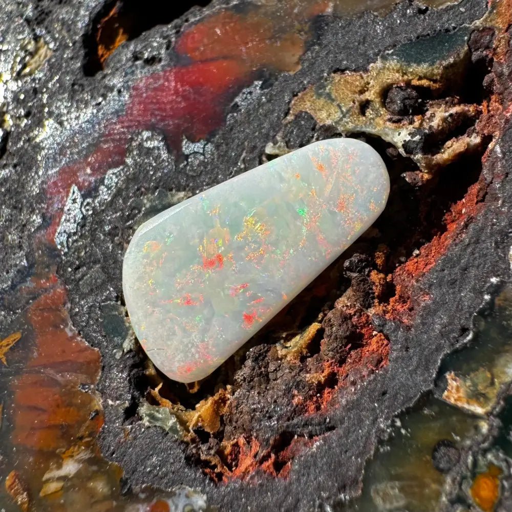 Coober Pedy Opal 2.1carat Solid Hand - Cut