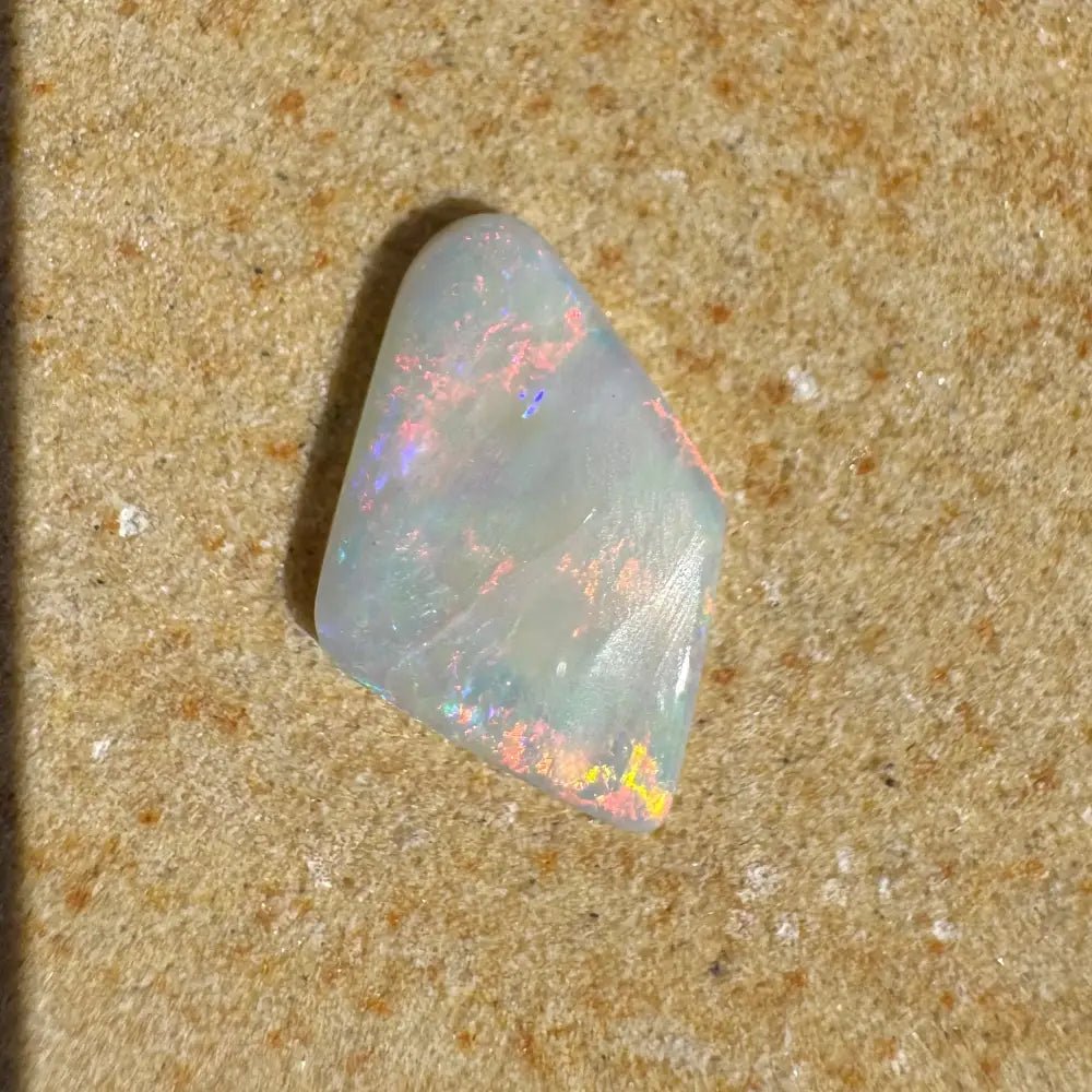Coober Pedy Opal 2.7carat Solid Hand - Cut - Iona Opal Australia