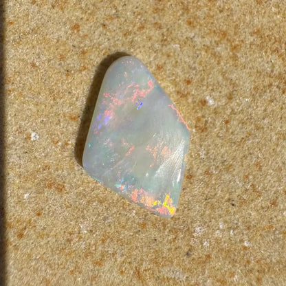 Coober Pedy Opal 2.7carat Solid Hand - Cut - Iona Opal Australia