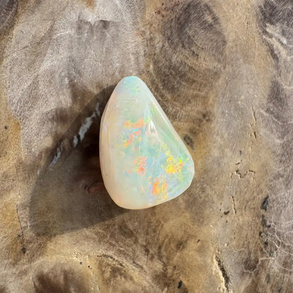 Polished Coober Pedy Opal 3.3carat solid hand-cut gemstone with iridescent colors