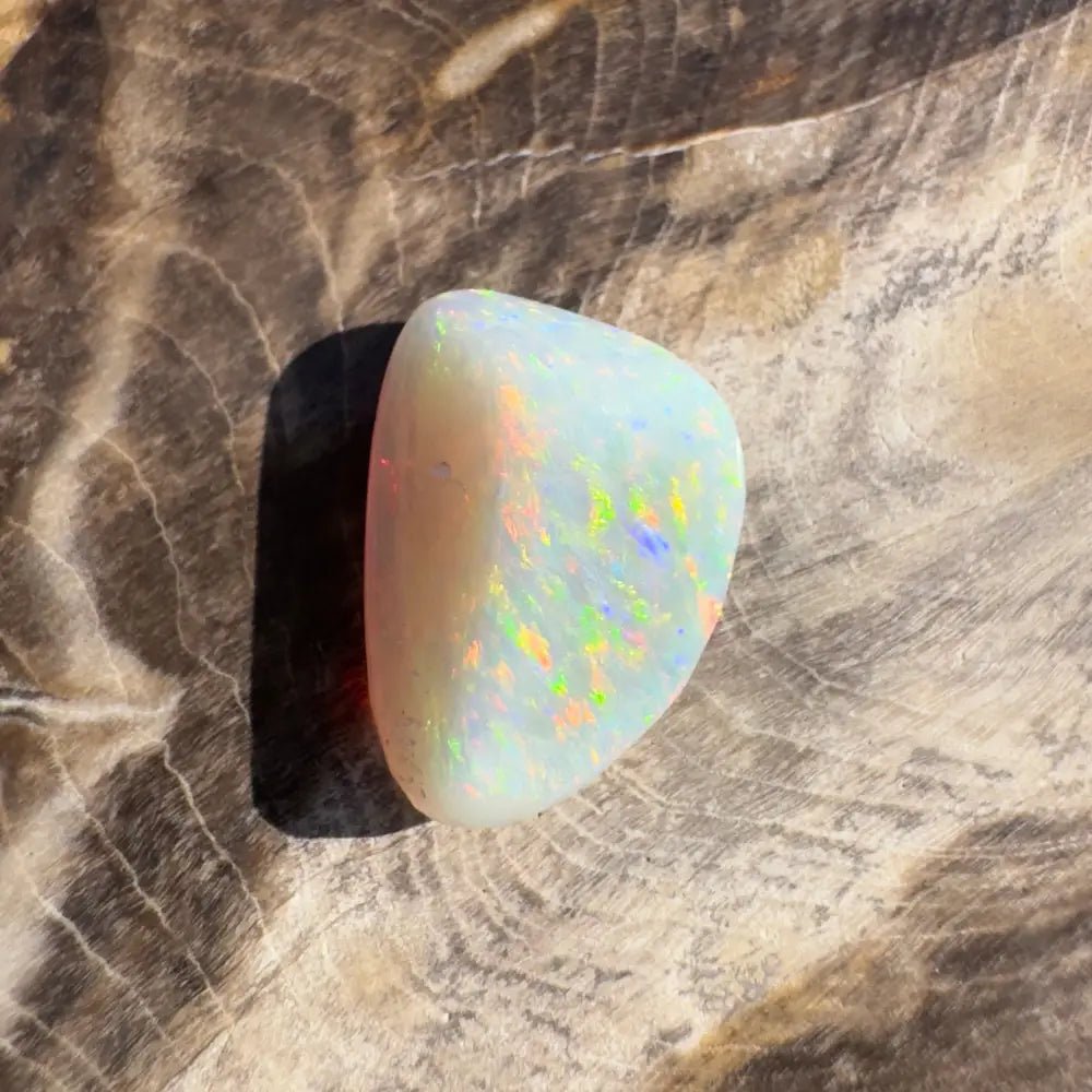 Coober Pedy Opal 4.1carat Solid Hand - Cut