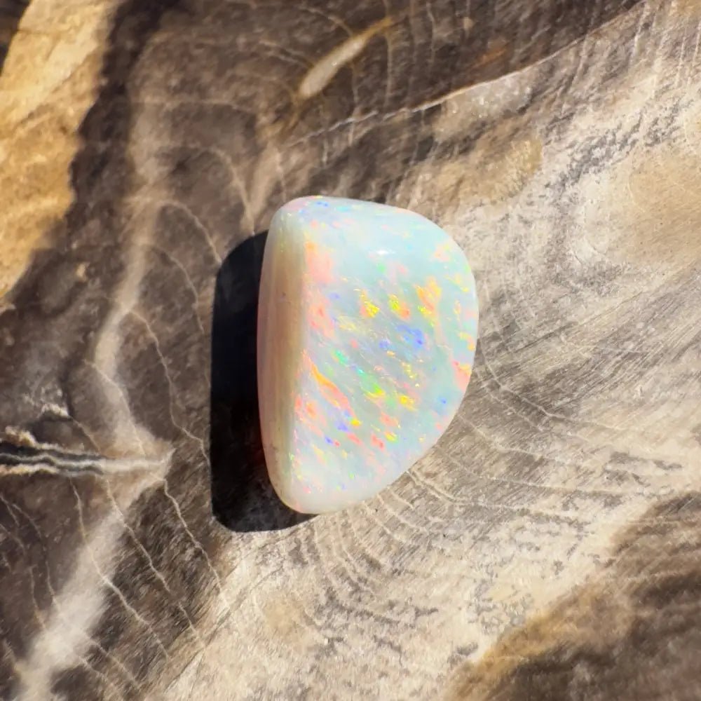 Coober Pedy Opal 4.1carat Solid Hand - Cut