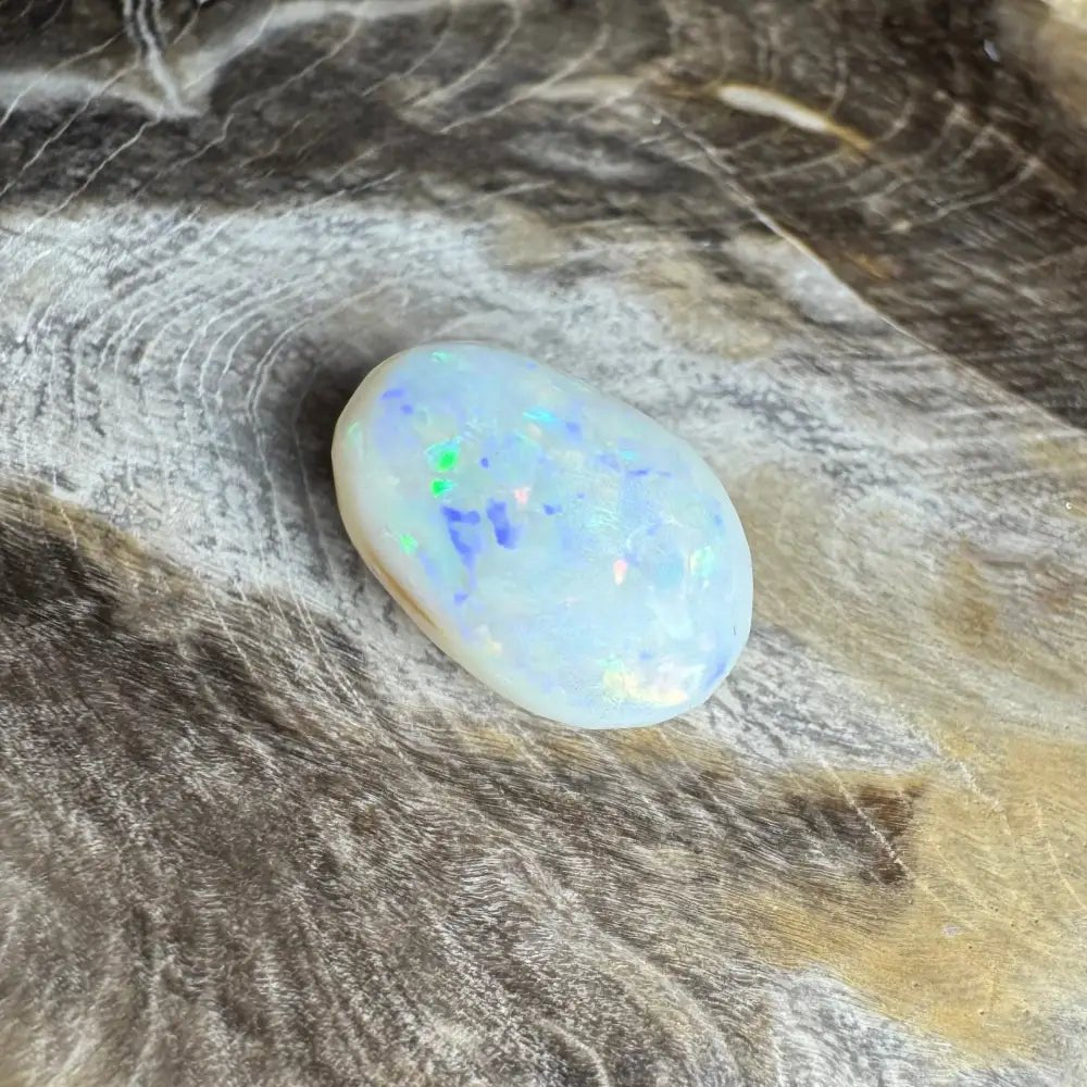 Coober Pedy Opal 4.2carat Solid Hand - Cut